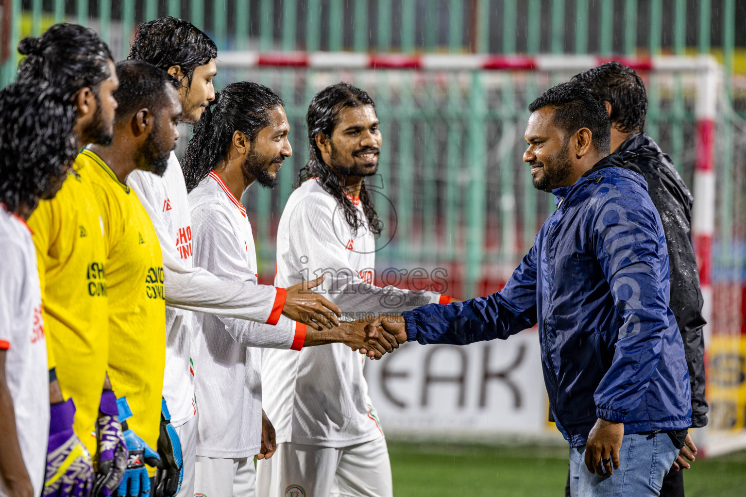 L. Isdhoo VS L. Mundoo in Day 18 of Golden Futsal Challenge 2025 was held on Wednesday, 22nd January 2025, in Hulhumale', Maldives. Photos: Nausham Waheed / images.mv