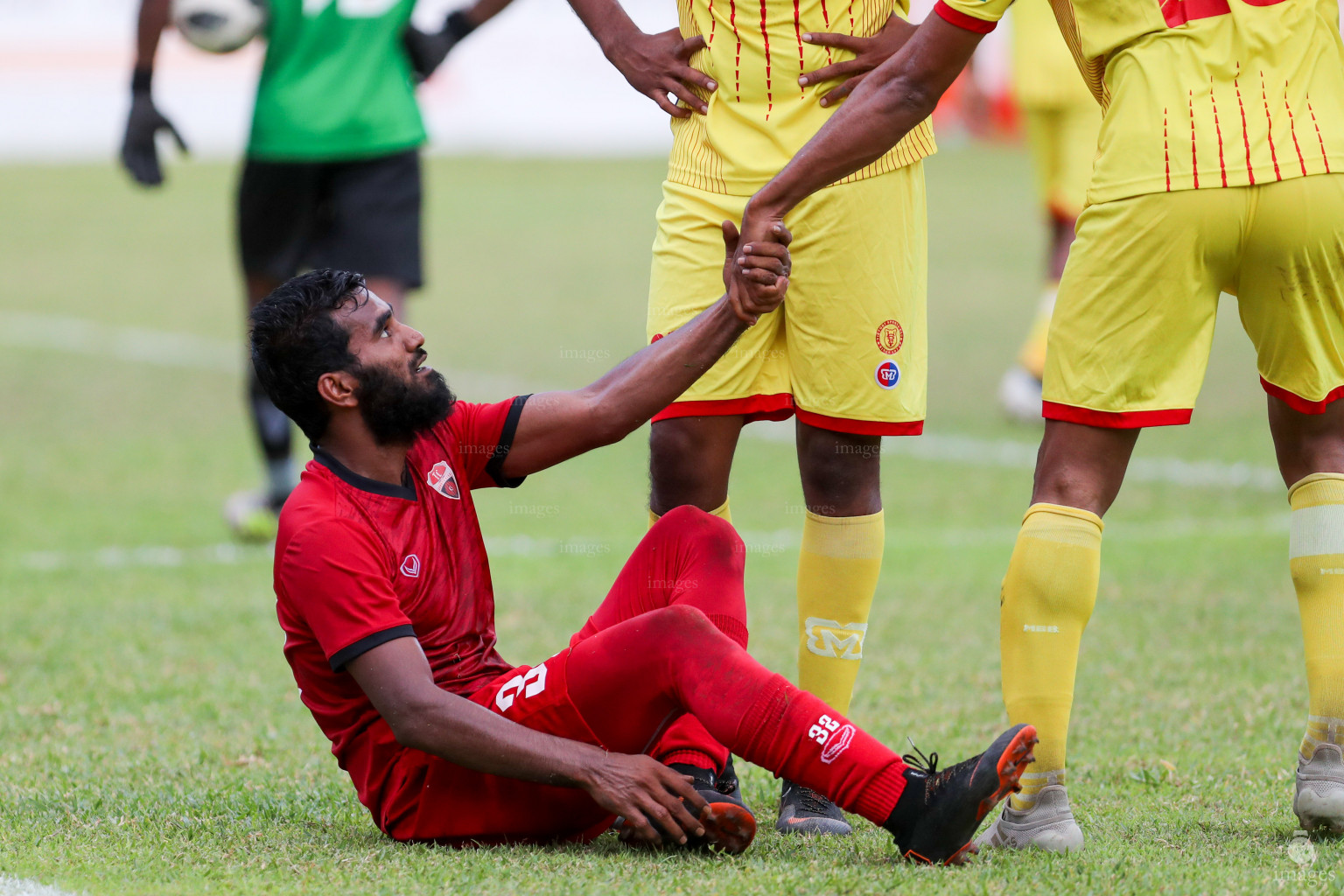 TC Sports Club vs Victory Sports Club in Dhiraagu Dhivehi Premier League 2018 in Male, Maldives, Monday  October 22, 2018. (Images.mv Photo/Suadh Abdul Sattar)