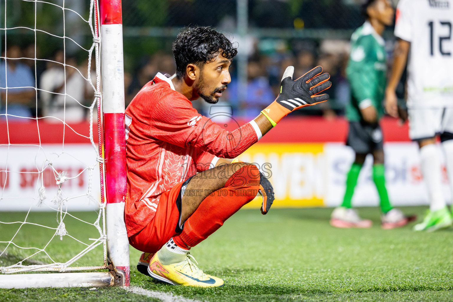 R. Dhuvaafaru VS N. Miladhoo in zone round on Day 32 of Golden Futsal Challenge 2025 was held on Wednesday , 5th February 2025, in Hulhumale', Maldives. 
Photos: Hassan Simah / images.mv