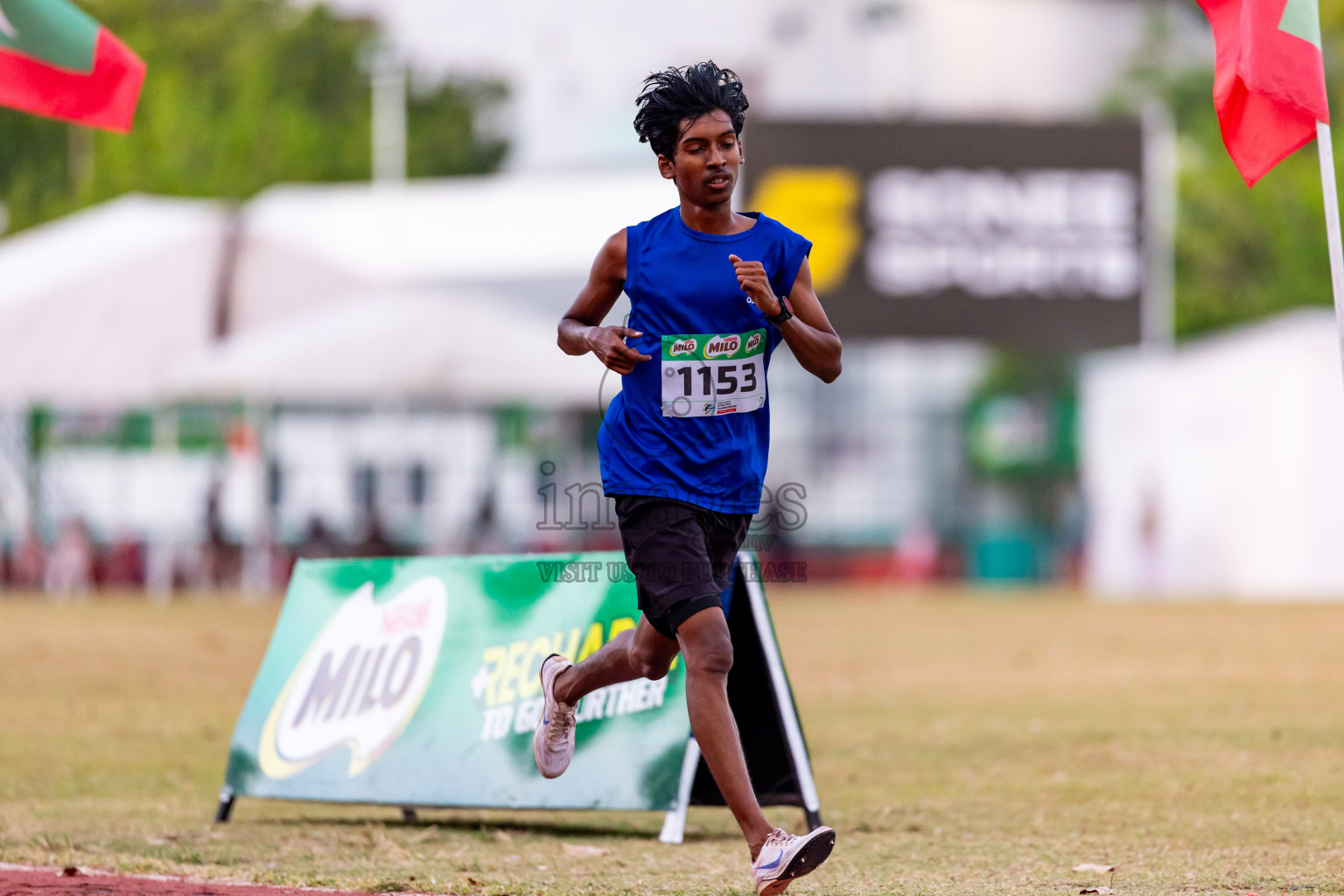 Day 1 of Inter-school Athletics Championship 2025 held in Ekuveni Synthetic Track, Male', Maldives on Monday, 06th October 2025. Photos by: Nausham Waheed / Images.mv