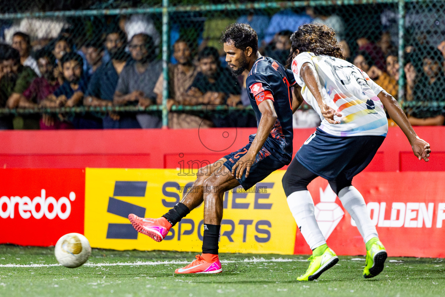 R Inguraidhoo vs Sh Kanditheem in zone round on Day 29 of Golden Futsal Challenge 2025 was held on Sunday , 2nd February 2025, in Hulhumale', Maldives. Photos: Nausham Waheed / images.mv