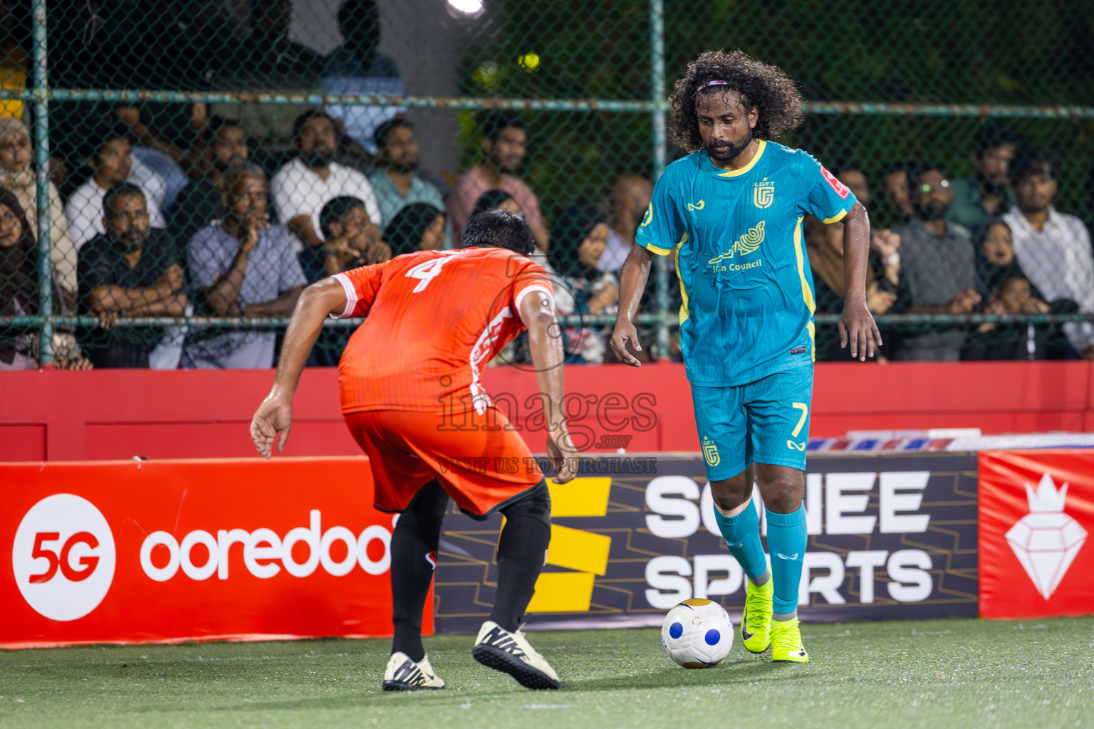 L Maavah VS L Gan in Day 8 of Golden Futsal Challenge 2025 was held on Sunday, 12th January 2025, in Hulhumale', Maldives
Photos: Ismail Thoriq / images.mv