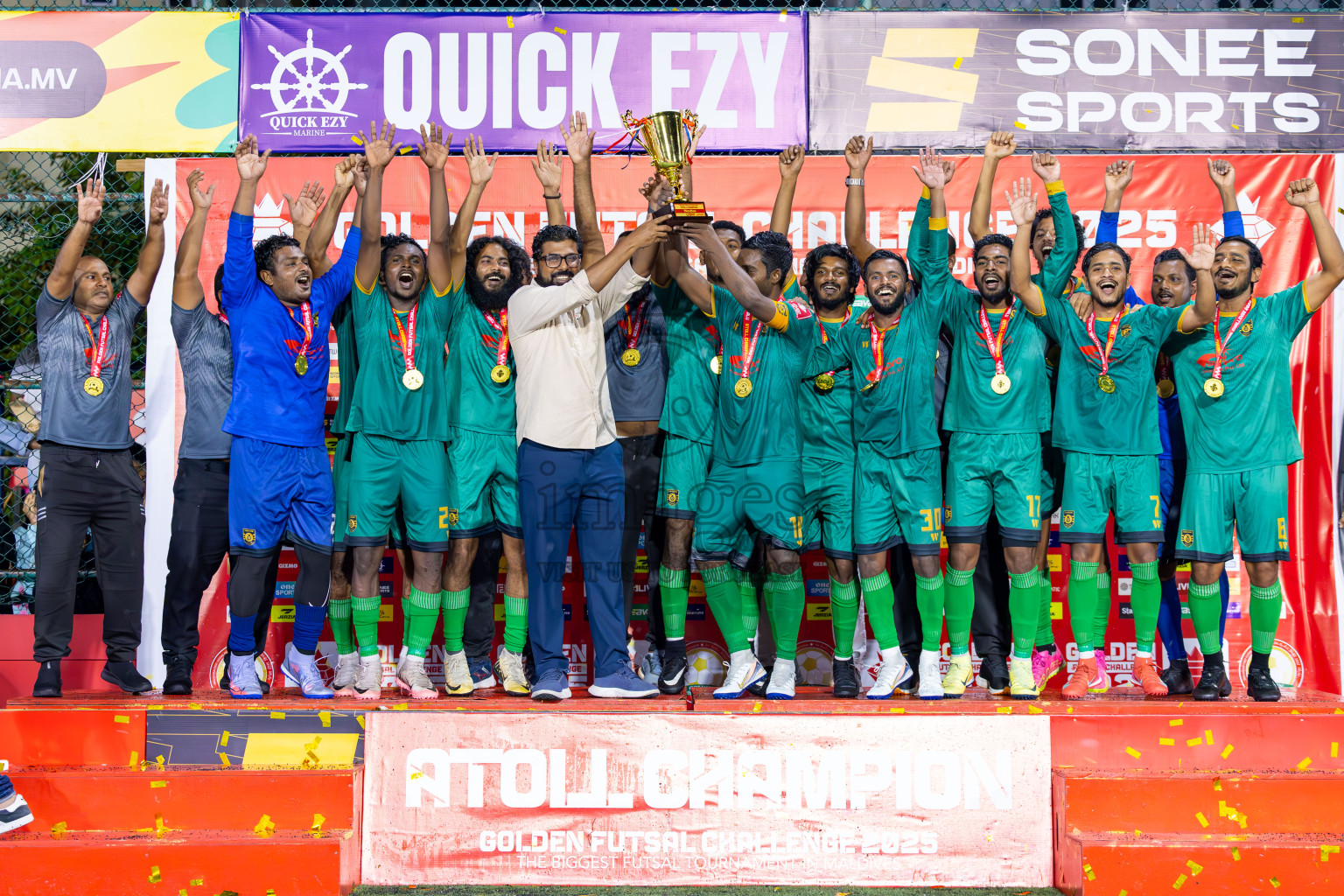 ADh Omadhoo vs ADh Mahibadhoo in Alifu Dhaalu Atoll Final on Day 23 of Golden Futsal Challenge 2025 was held on Monday , 27th January 2025, in Hulhumale', Maldives.
Photos: Ismail Thoriq / images.mv