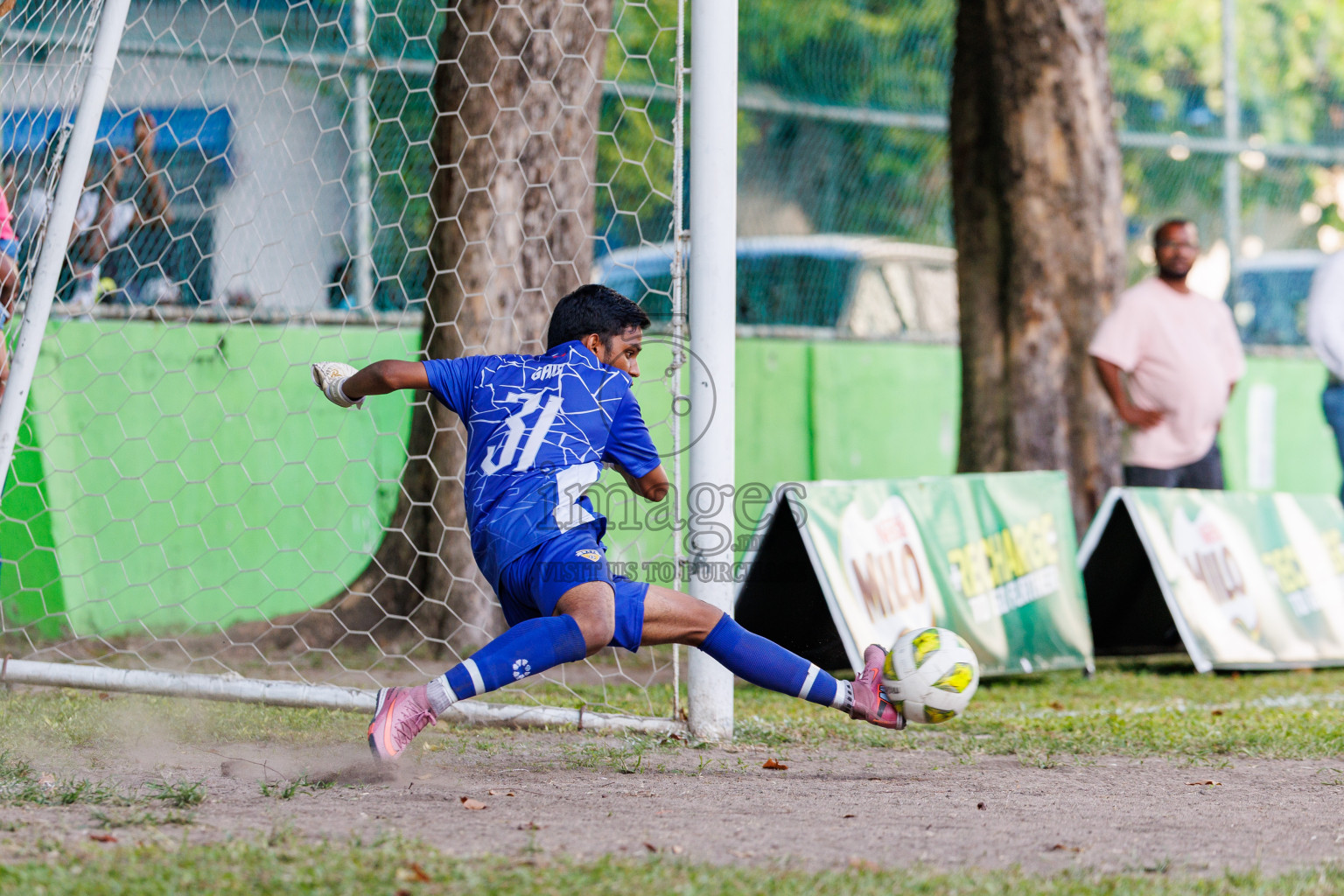 Day 4 of MILO Academy Championship 2025 (U14) was held on Sunday, 2nd November 2025 at Henveiru Football Grounds, Male', Maldives . 
Photos: Hassan Simah / images.mv