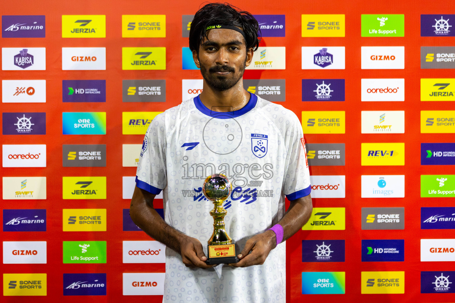 F Bilehdhoo vs F Dharanboodhoo in Day 3 of Golden Futsal Challenge 2024 was held on Thursday, 18th January 2024, in Hulhumale', Maldives Photos: Mohamed Mahfooz Moosa / images.mv