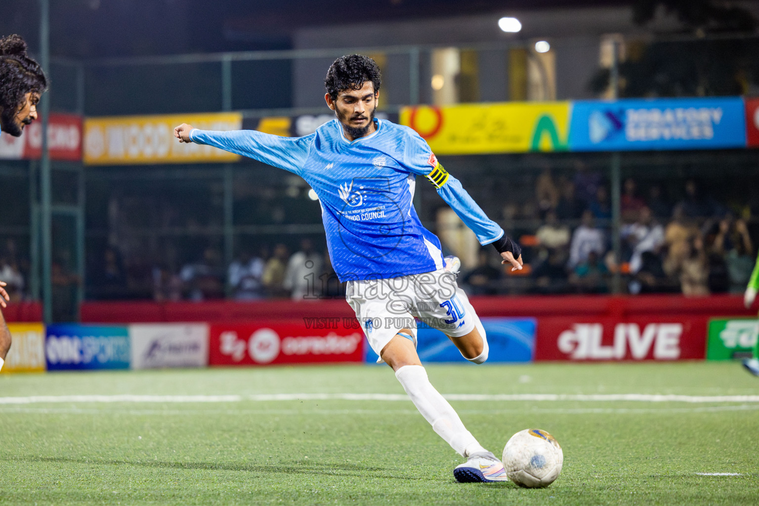 SH Milandhoo vs SH Kanditheemu in zone round on Day 32 of Golden Futsal Challenge 2025 was held on Wednesday , 5th February 2025, in Hulhumale', Maldives. Photos: Nausham Waheed / images.mv