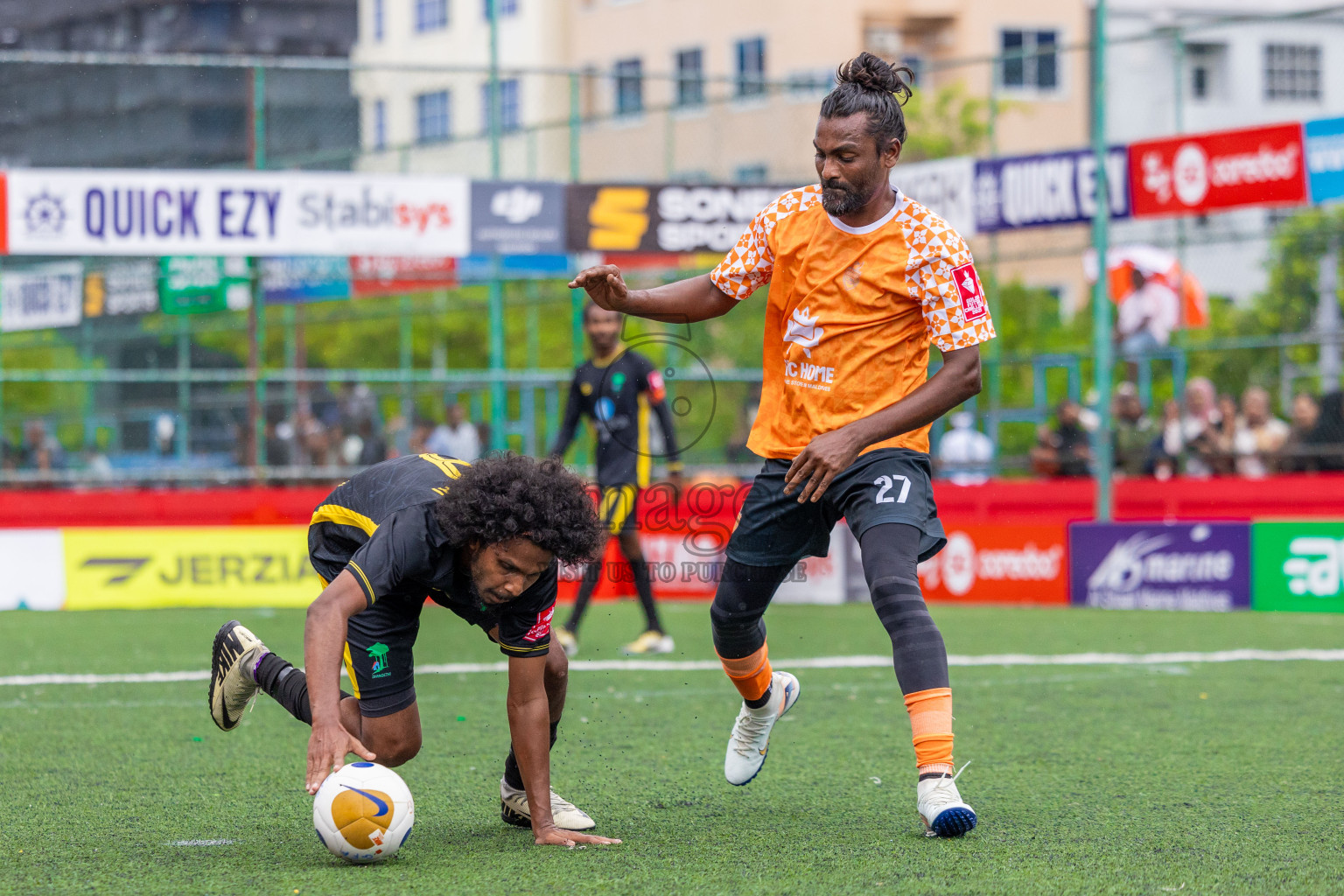 ADh Dhangethi vs ADh Hangnaameedhoo in Day 10 of Golden Futsal Challenge 2025 was held on Tuesday, 14th January 2025, in Hulhumale', Maldives Photos: Shuu Abdul Sattar / images.mv