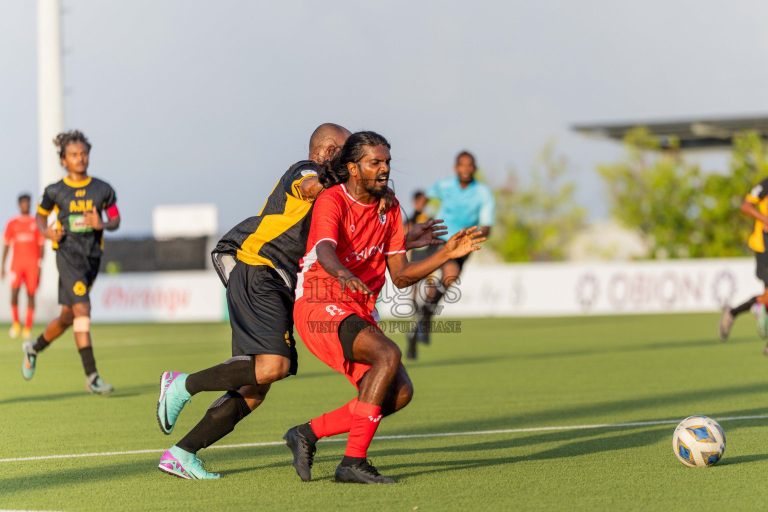 CC Sports Club VS Aajeelakah Eydhafushi FA in Day 6 of Eydhafushi Cup 2025 held in Eydhafushi Football Stadium at B. Eydhafushi, Maldives on Wednesday, 10th September 2025. Photos: Arif Rasheed / images.mv