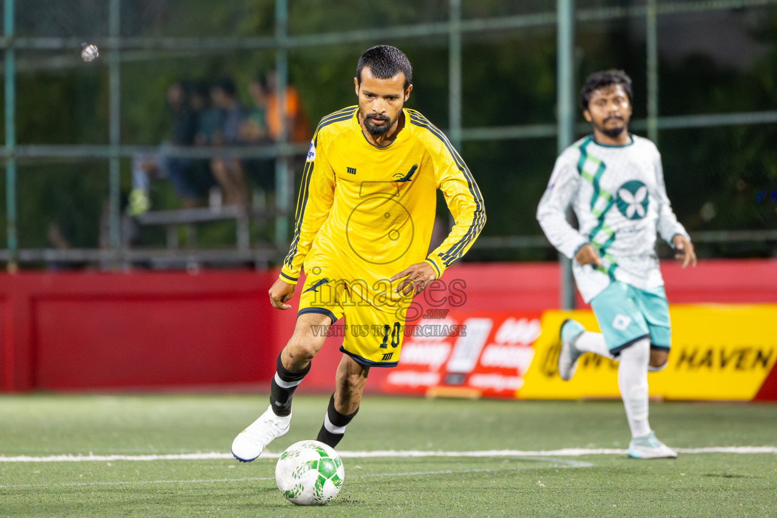 Dharumavantha vs The Hawks in Day 5 of Office League 2025 was held on Sunday, 20th April 2025 in Hulhumale', Maldives.
Photos: Ismail Thoriq / images.mv
