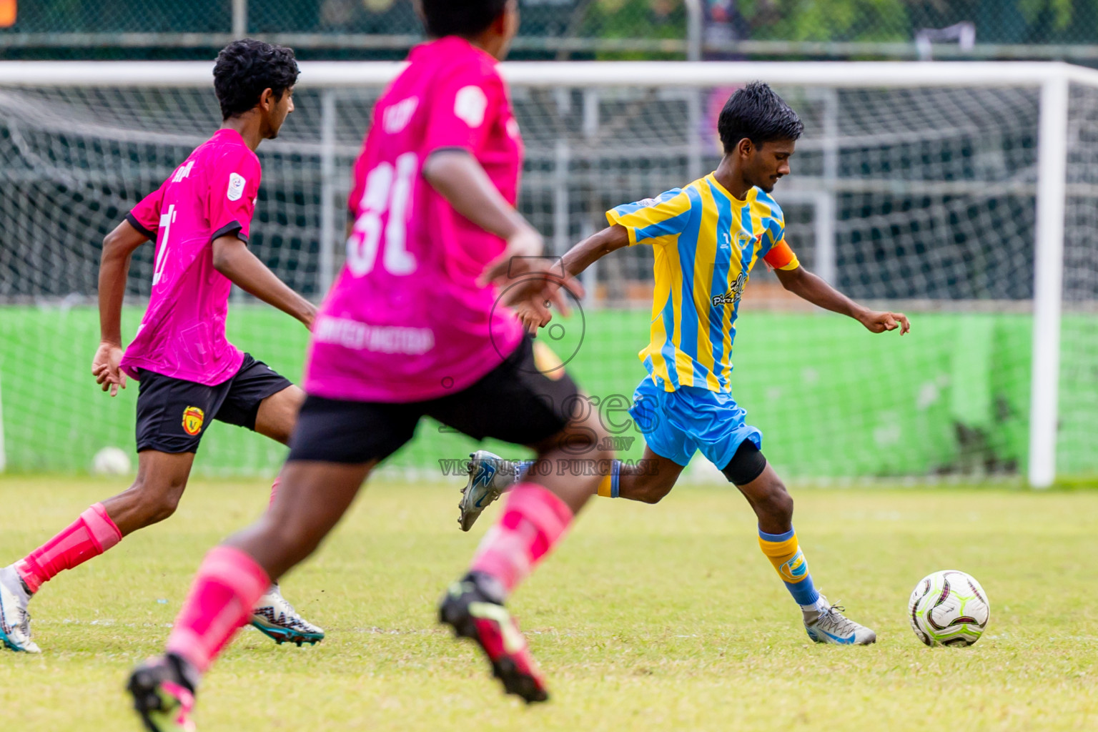 Club Valencia vs United Victory (U16) in Day 10 of Dhivehi Youth League 2024 held at Henveiru Stadium on Sunday, 15th December 2024. Photos: Nausham Waheed / Images.mv