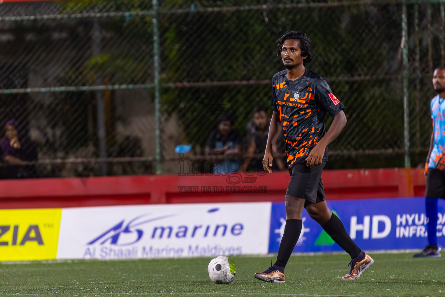 ADh Hangnaameedhoo vs ADh Omadhoo in Day 12 of Golden Futsal Challenge 2024 was held on Friday, 26th January 2024, in Hulhumale', Maldives
Photos: Ismail Thoriq / images.mv