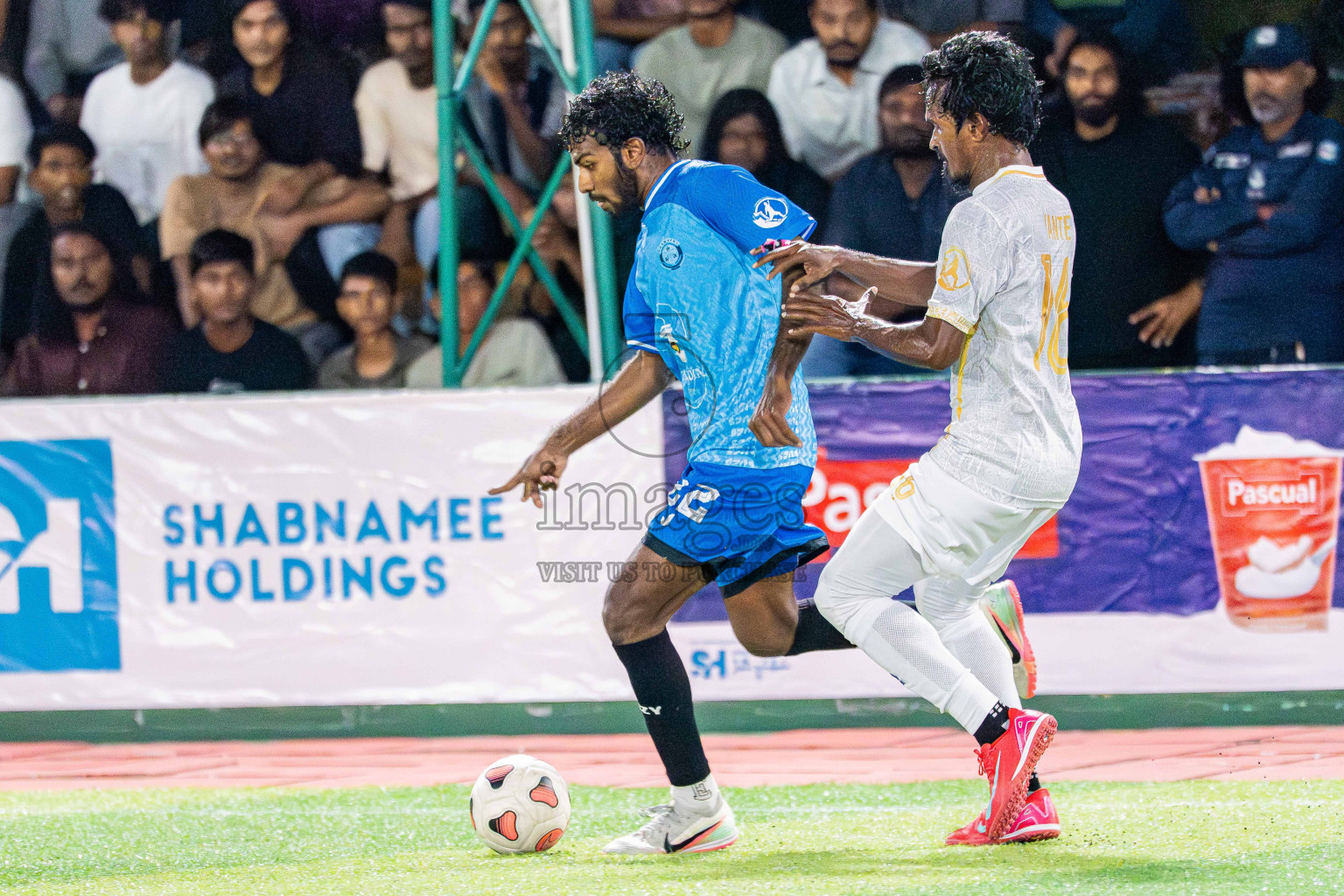 Kanmathi SC VS Kanmathi FC in Day 5 - Fonadhoo Youth Futsal Challenge 2025 held in Fonadhoo Futsal Stadium, L. Fonadhoo, Maldives on Thursday, 30th October 2025 Photos: Arif Rasheed / images.mv
