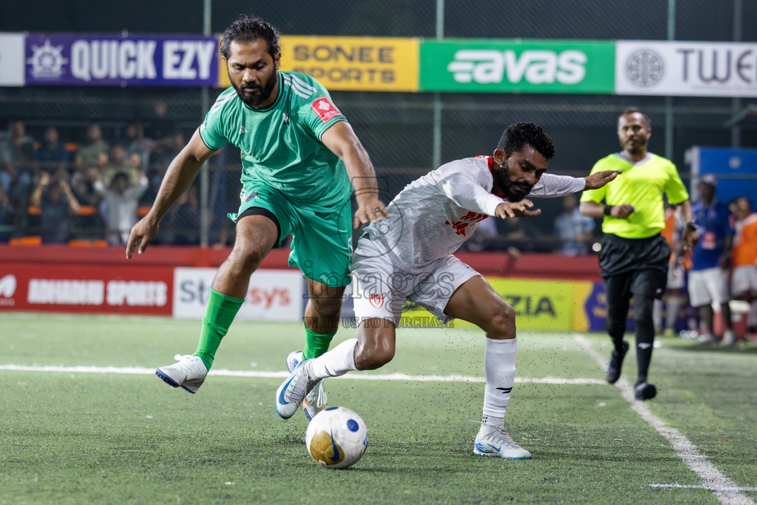 GA Dhaandhoo vs GA Kanduhulhudhoo in Day 8 of Golden Futsal Challenge 2025 was held on Sunday, 12th January 2025, in Hulhumale', Maldives
Photos: Ismail Thoriq / images.mv