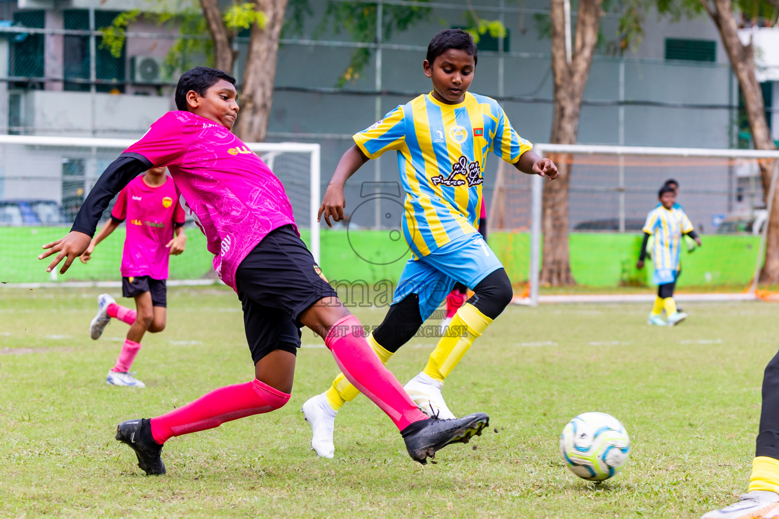 Under 12 United Victory vs Valancia on day 3 of Dhivehi Youth League 2024 held at Henveiru Stadium on Saturday, 23rd November 2024. Photos: Nausham Waheed/ Images.mv