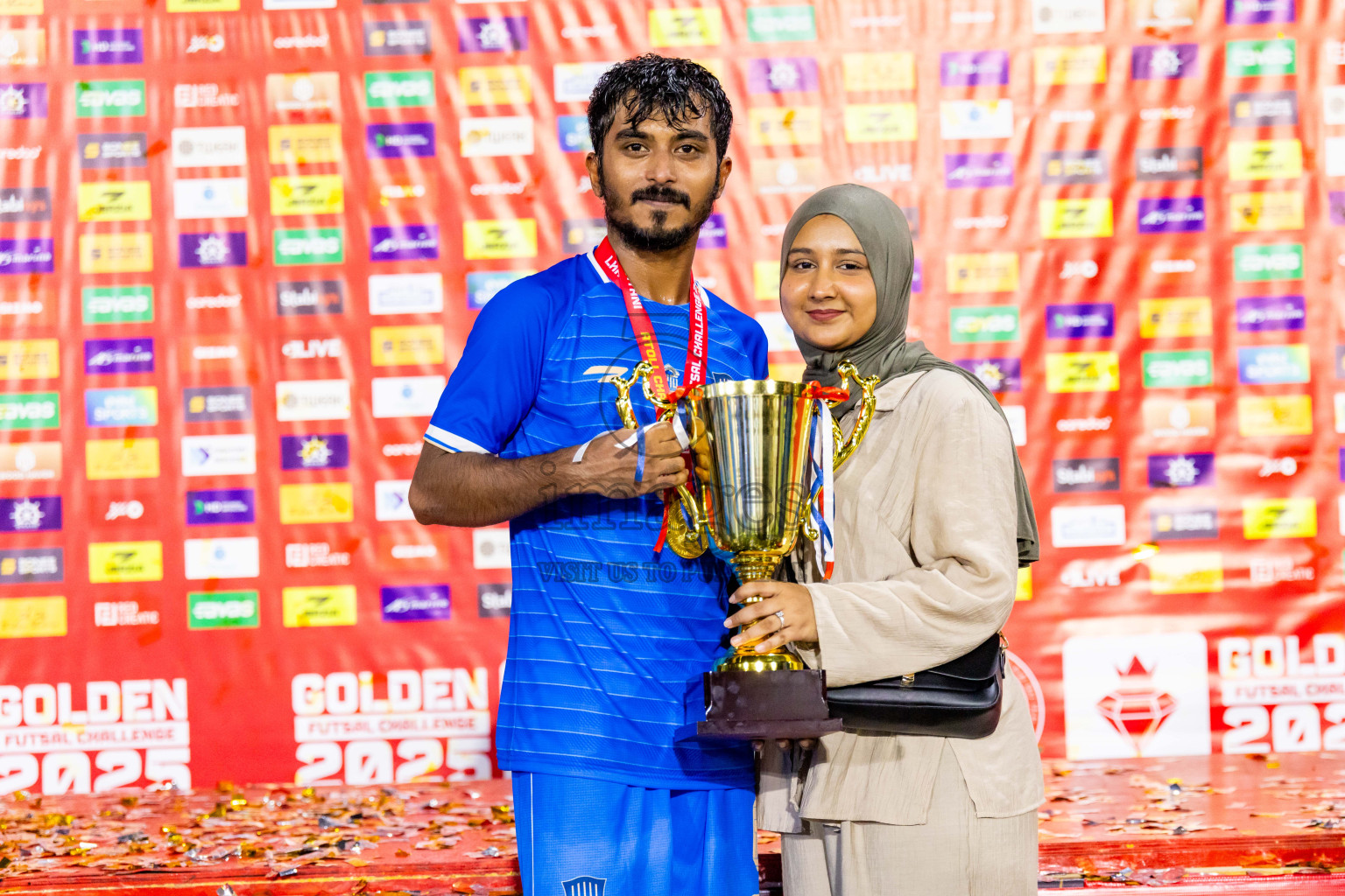 Lh Naifaru vs Lh Kurendhoo in Lhaviyani Atoll Finals Day 26 of Golden Futsal Challenge 2025 was held on Thursday , 30th January 2025, in Hulhumale', Maldives. Photos: Nausham Waheed / images.mv