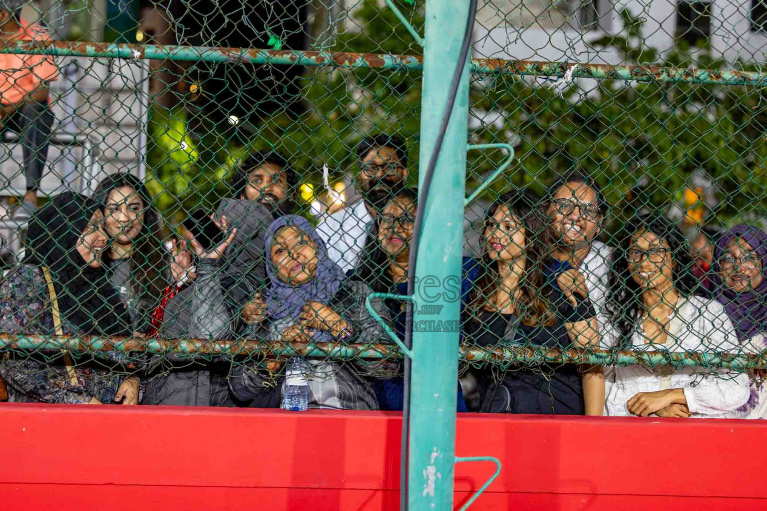 KHAARIJEE VS SDFC in Club Maldives Classic 2024 held in Rehendi Futsal Ground, Hulhumale', Maldives on Friday, 6th September 2024. 
Photos: Hassan Simah / images.mv