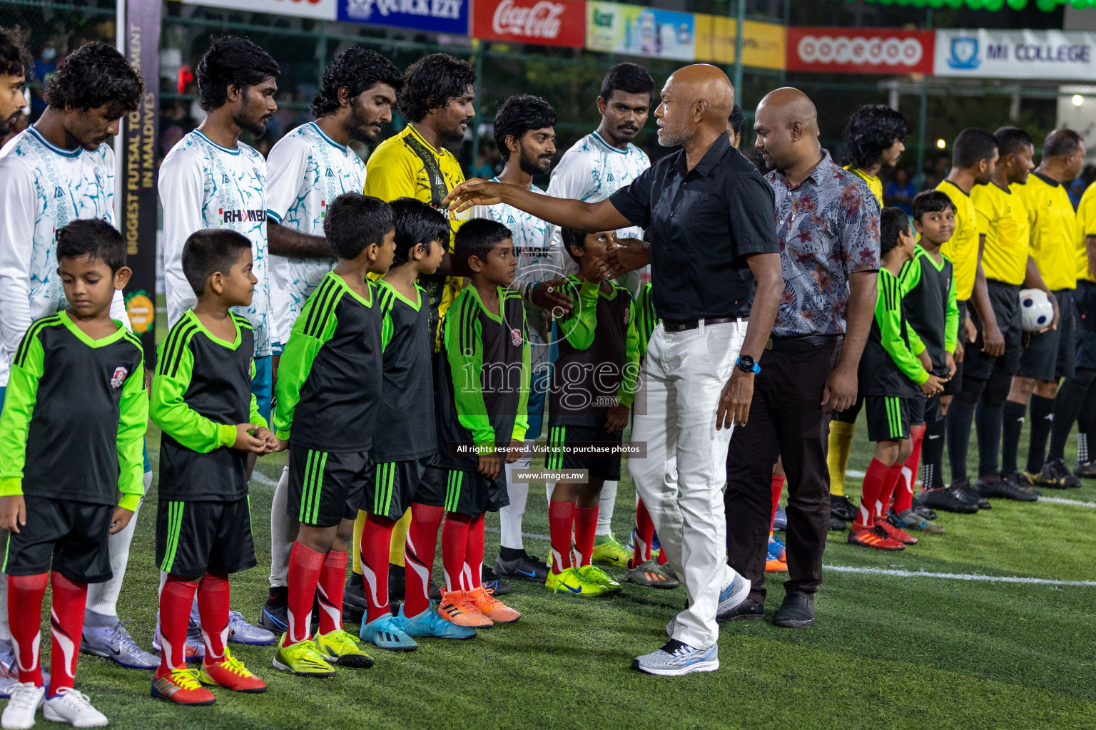 Thimarafushi vs Gaafaru in the finals of Sonee Sports Golden Futsal Challenge 2022 held on 30 March 2022 in Hulhumale, Male', Maldives. Photos by Hassan Simah