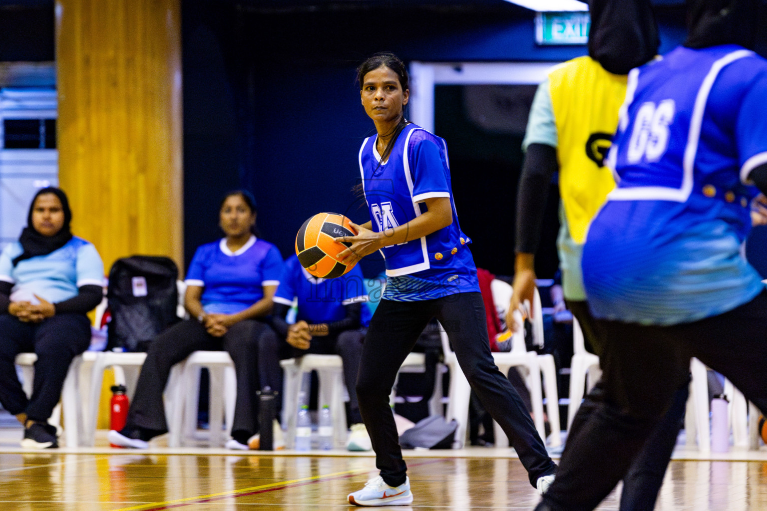 MV Netters vs Kulhudhuhfushi Youth & Recreation Club in Day 5 of 21st National Netball Tournament was held in Social Canter at Male', Maldives on Monday, 20th May 2024. Photos: Nausham Waheed / images.mv