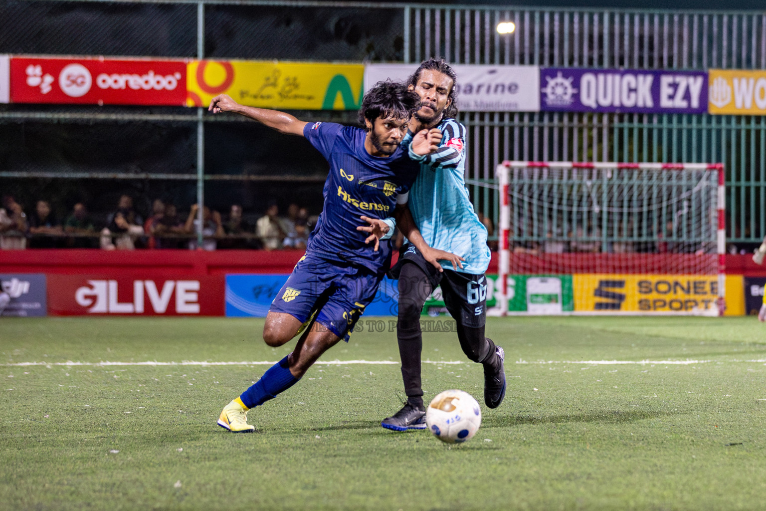 M Muli vs M Naalaafushi in Day 12 of Golden Futsal Challenge 2025 was held on Thursday, 16th January 2025, in Hulhumale', Maldives.
Photos: Hassan Simah / images.mv