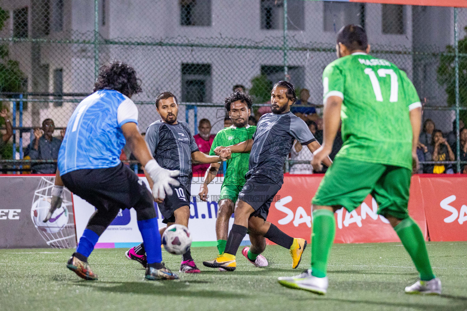 KHAARIJEE VS AGRI RC in Club Maldives Classic 2024 held in Rehendi Futsal Ground, Hulhumale', Maldives on Monday, 9th September 2024. 
Photos: Mohamed Mahfooz Moosa / images.mv