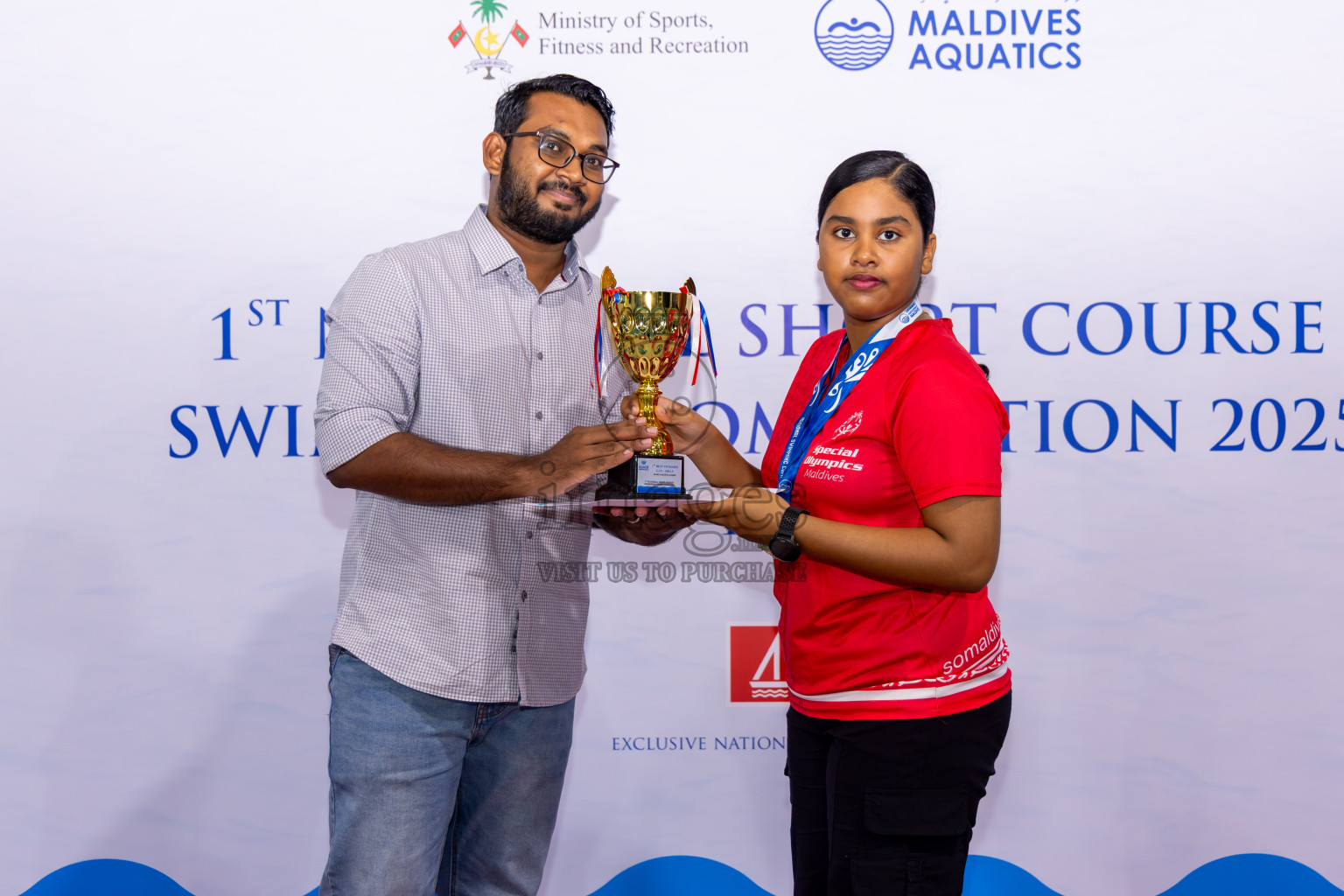 Closing Ceremony of 1st National Short Course Swimming Competition held in Hulhumale', Maldives on Thursday, 19th June 2025. Photos: Nausham Waheed / images.mv
