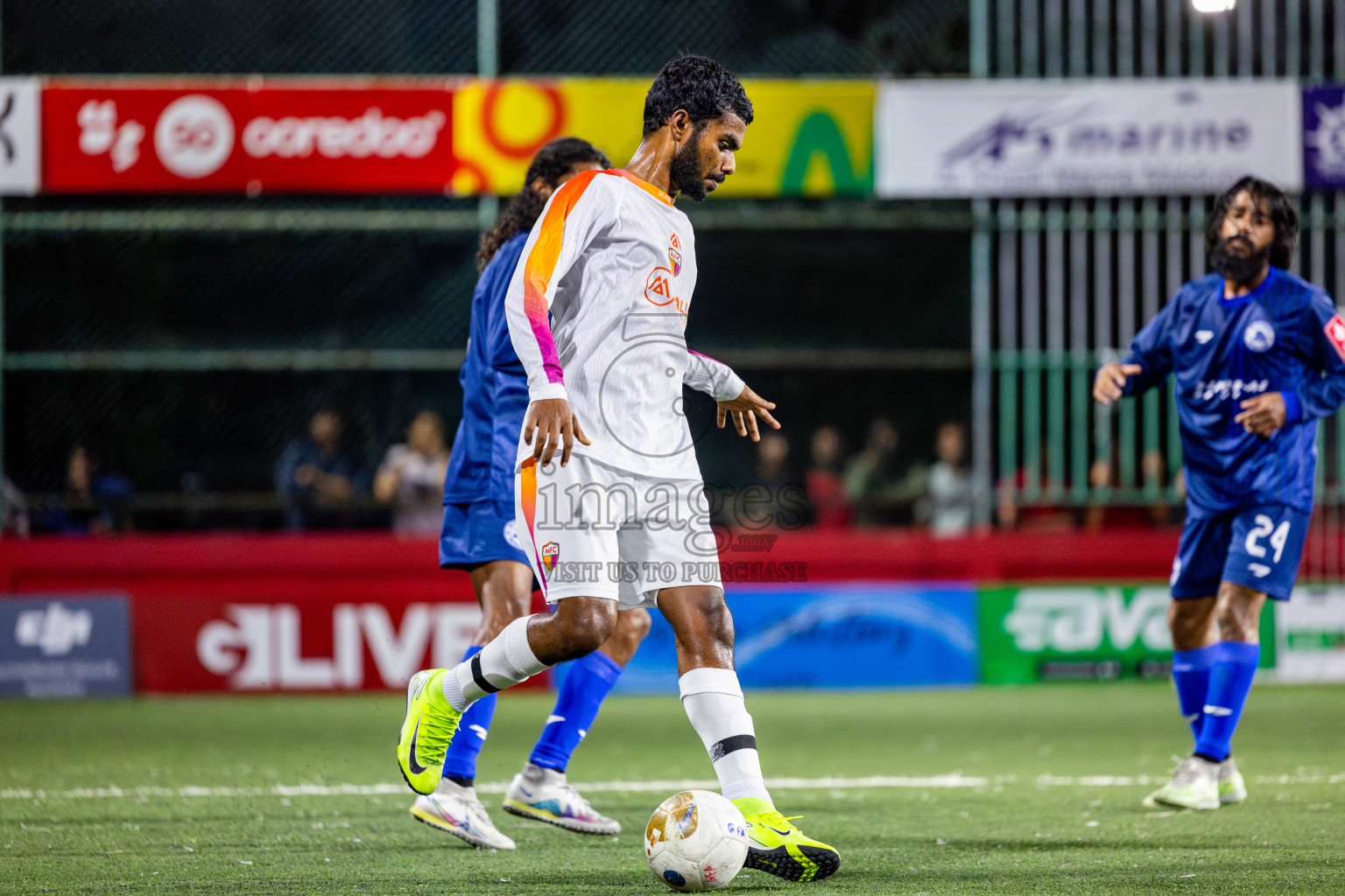 GA Maamendhoo VS GA Villingili in Day 8 of Golden Futsal Challenge 2025 was held on Sunday, 12th January 2025, in Hulhumale', Maldives Photos: Nausham Waheed , Ismail Thoriq / images.mv