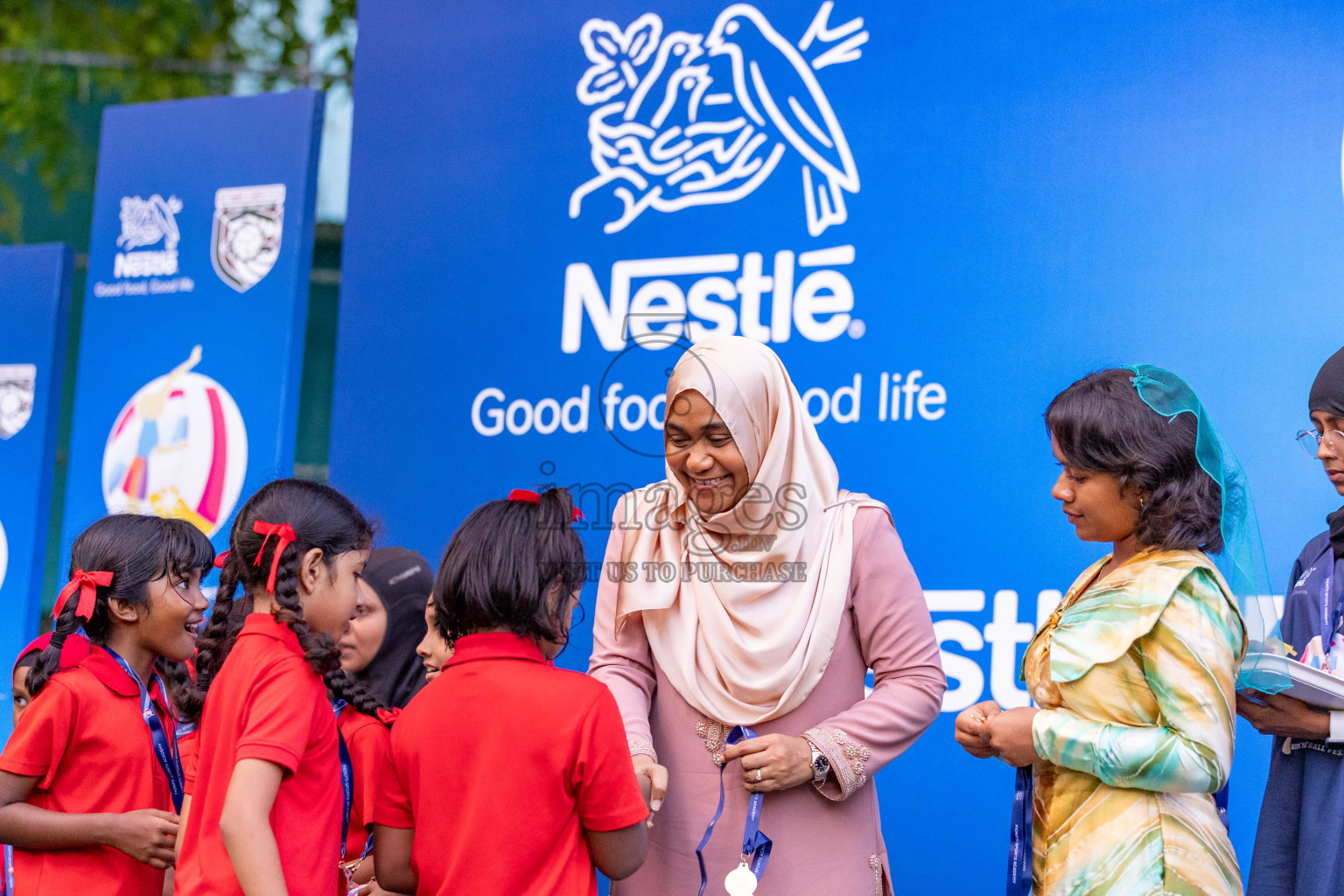 Day 3 of Nestle' Kids Netball Fest 2023 held in Henveyru Stadium, Male', Maldives on Saturday, 2nd December 2023.
Photos: Ismail Thoriq / images.mv