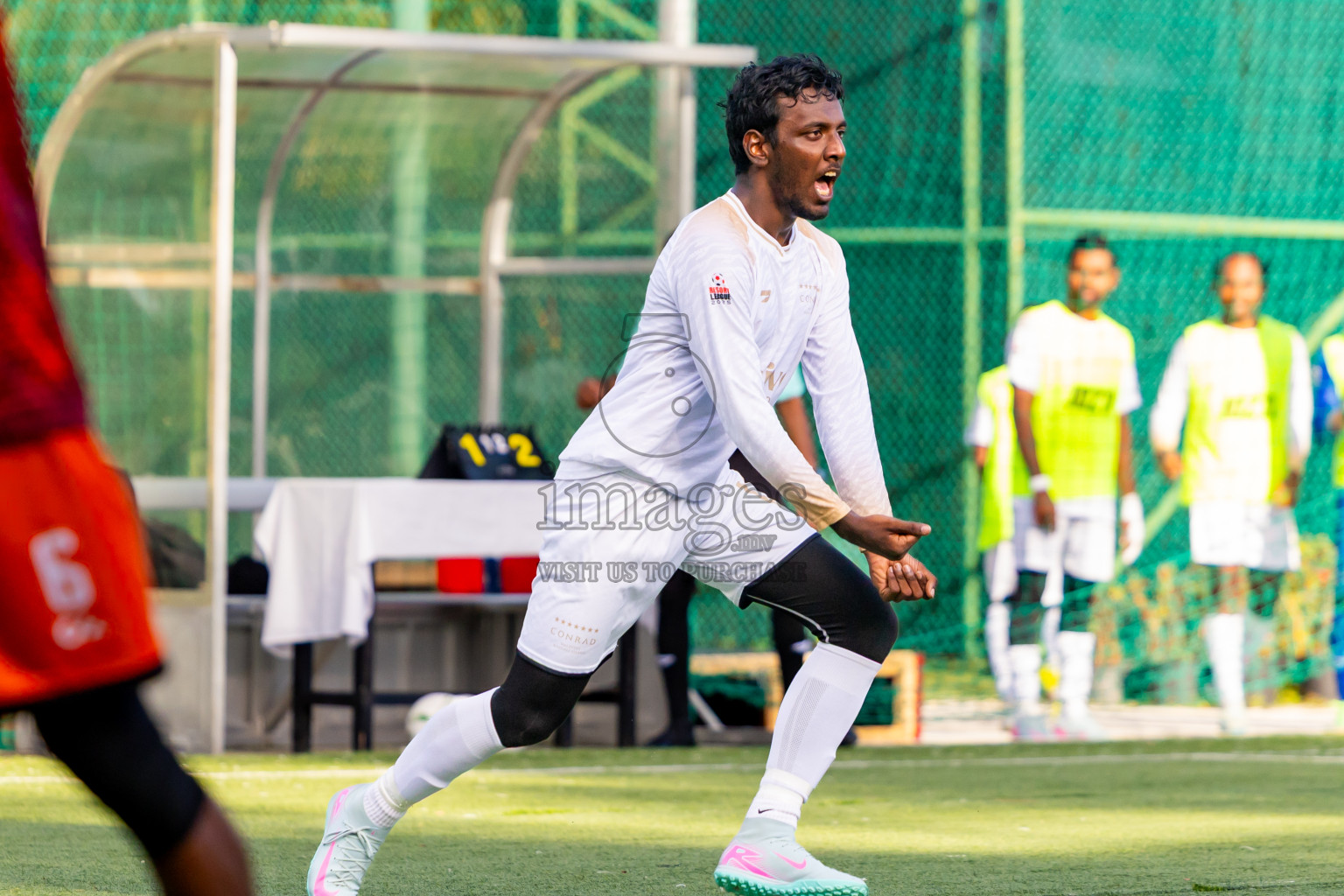 Ari Zone vs Dhaalu Zone in the Leg 1 of Resort Super League 2025 was held on Thursday, 3rd July 2025 in Conrad Maldives Rangali Island, Alif Dhaalu Atoll, Maldives. Photos: Nausham Waheed / images.mv