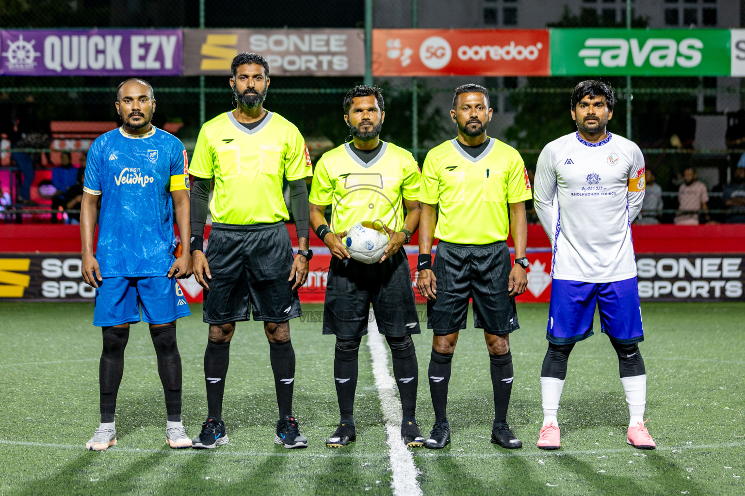 N Holhudhoo vs N Velidhoo in Day 12 of Golden Futsal Challenge 2025 was held on Thursday, 16th January 2025, in Hulhumale', Maldives.
Photos: Hassan Simah / images.mv