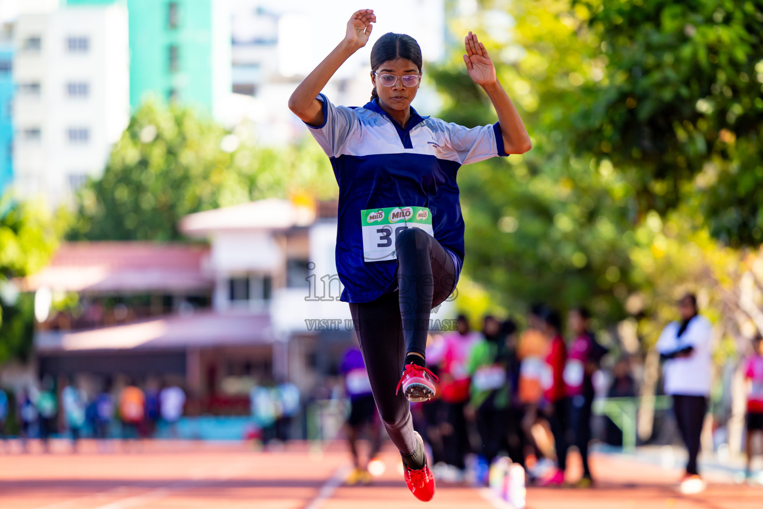 Day 1 of Inter-school Athletics Championship 2025 held in Ekuveni Synthetic Track, Male', Maldives on Monday, 06th October 2025. Photos by: Nausham Waheed / Images.mv