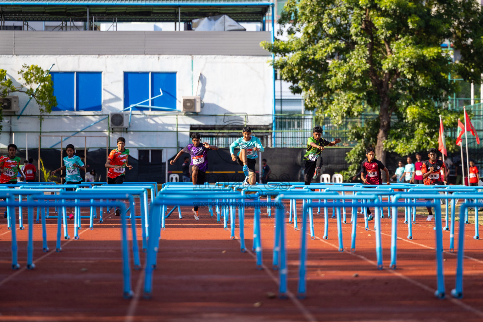 Day 4 of Inter-school Athletics Championship 2025 held in Ekuveni Synthetic Track, Male', Maldives on Thursday, 09th October 2025. Photos by: Raaif Yoosuf / Images.mv