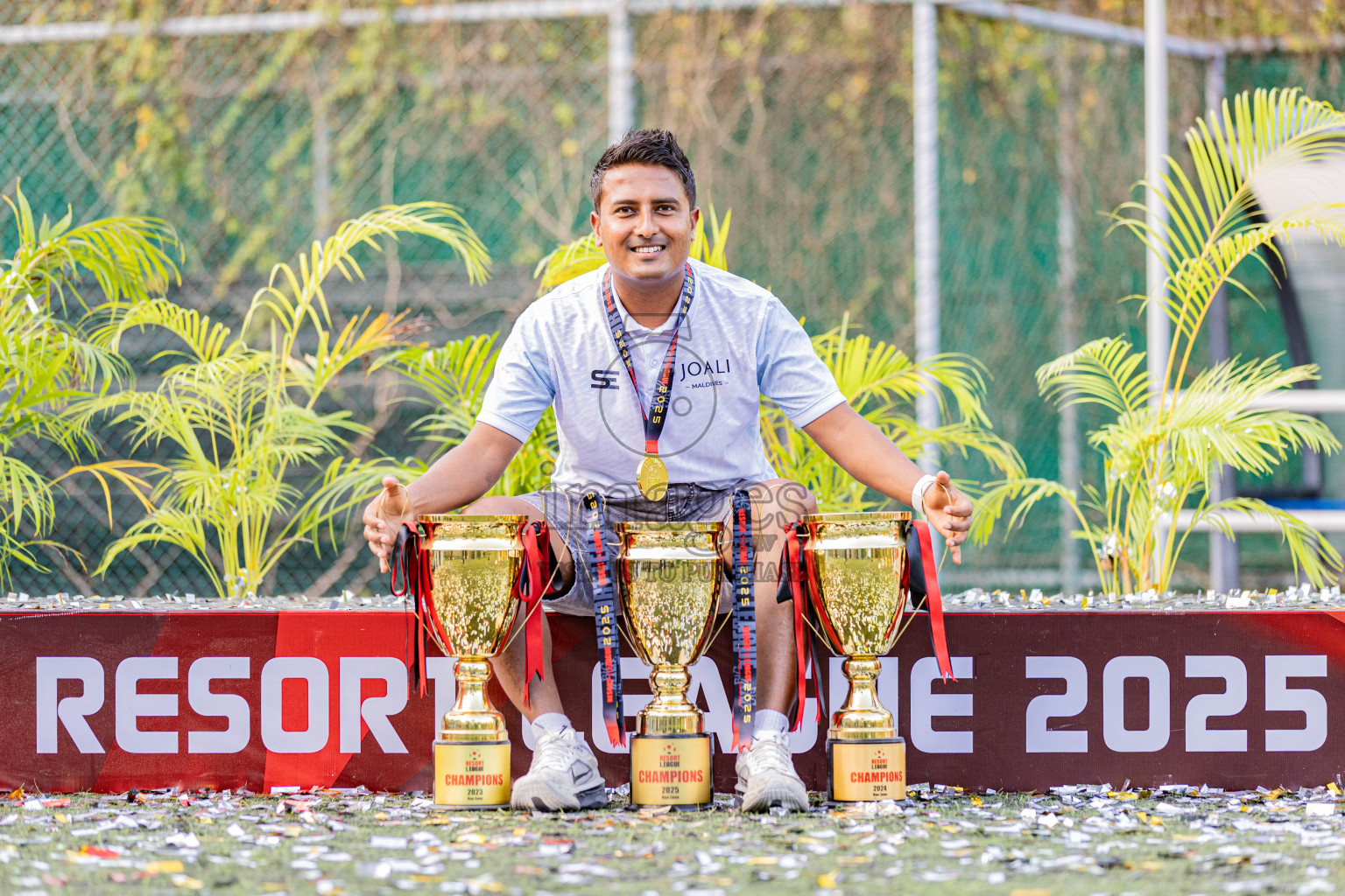Resort League 2025 Raa Zone - Final Match
Joali vs kothaifaru in Resort League 2025 (Raa Zone) was held on Thursday, 21th august 2025 in JOALI Maldives Resort, Raa Atoll, Maldives. Photos: Areef Adam / images.mv