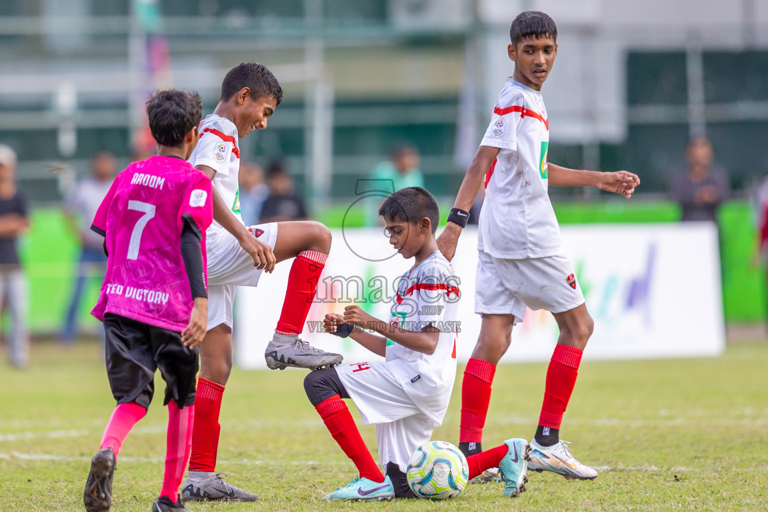 Dhivehi Youth League 2024 - Day 1. Matches held at Henveiru Stadium on 21st November 2024 , Thursday. Photos: Shuu Abdul Sattar/ Images.mv