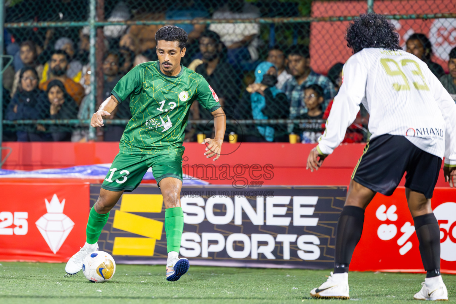 R Rasgetheemu vs R Maduvvari in Day 14 of Golden Futsal Challenge 2025 was held on Saturday, 18th January 2025, in Hulhumale', Maldives. Photos: Ismail Thoriq / images.mv