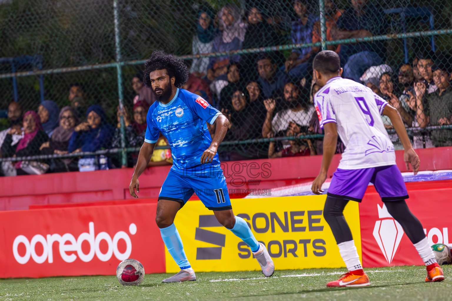 N Maafaru vs N Holhudhoo in Day 15 of Golden Futsal Challenge 2024 was held on Monday, 29th January 2024, in Hulhumale', Maldives
Photos: Ismail Thoriq / images.mv