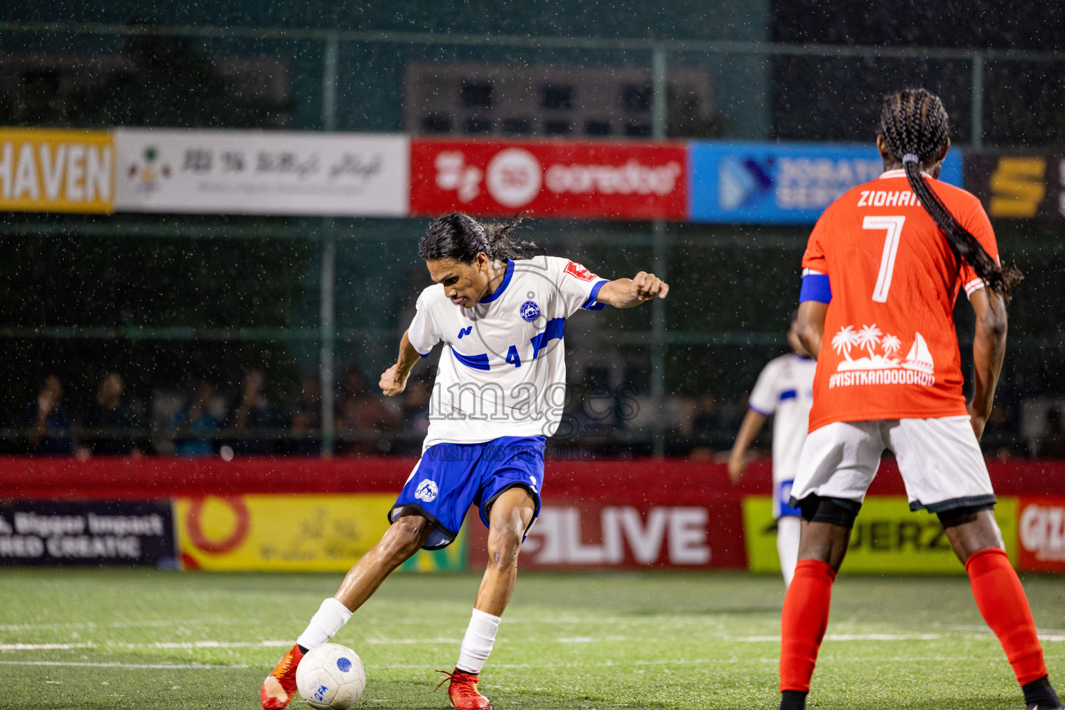 Th. Veymandoo VS Th. Kandoodhoo in Day 18 of Golden Futsal Challenge 2025 was held on Wednesday, 22nd January 2025, in Hulhumale', Maldives. Photos: Nausham Waheed / images.mv