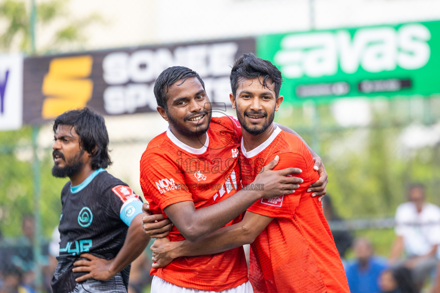 K Kaashidhoo vs K Thulusdhoo in Day 15 of Golden Futsal Challenge 2025 was held on Sunday, 19th January 2025, in Hulhumale', Maldives. Photos: Mohamed Mahfooz Moosa / images.mv