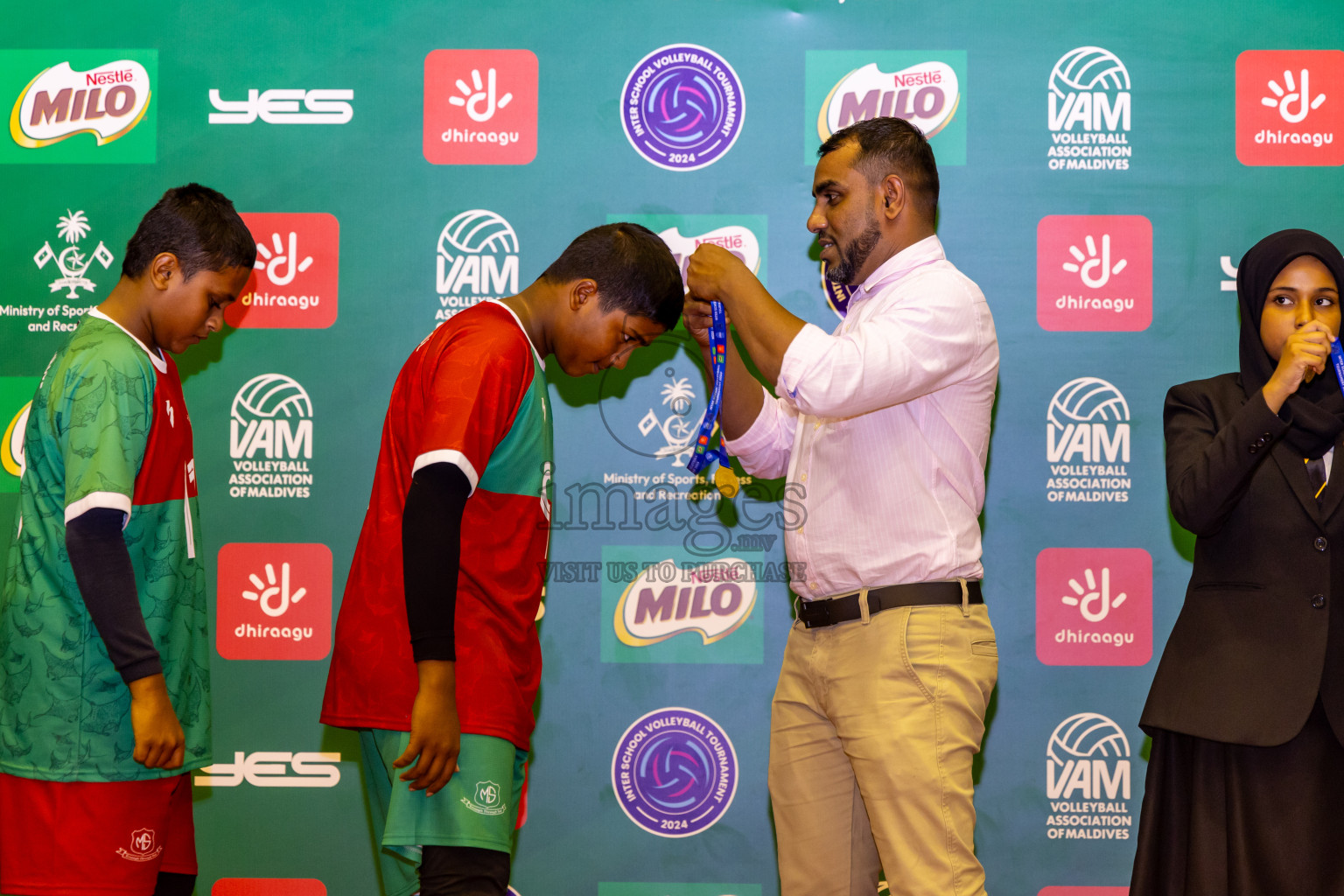 Finals of Interschool Volleyball Tournament 2024 was held in Social Center at Male', Maldives on Friday, 6th December 2024. Photos: Nausham Waheed / images.mv