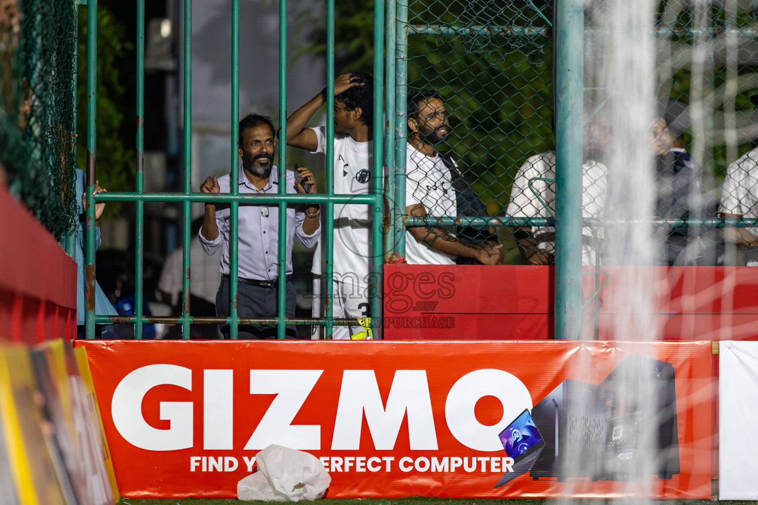 HDg Finey vs HDh Makunudhoo in Day 13 of Golden Futsal Challenge 2025 was held on Friday, 17th January 2025, in Hulhumale', Maldives 
Photos: Hassan Simah / images.mv