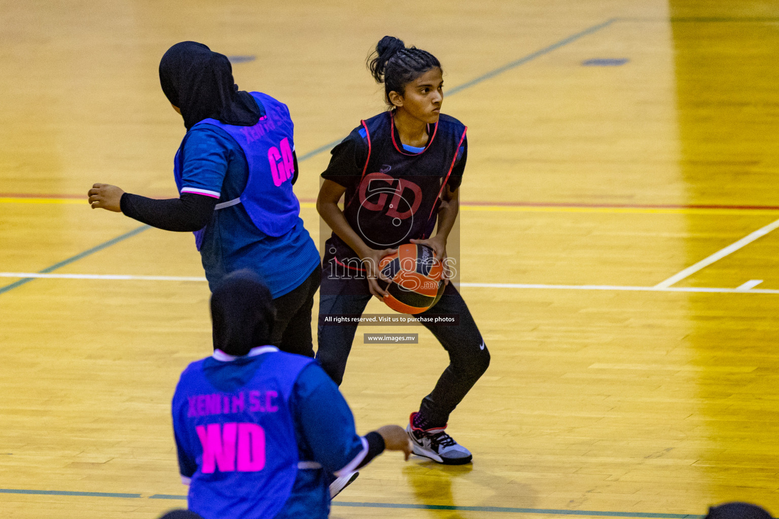 Xenith Sports Club vs Youth United Sports Club in the Milo National Netball Tournament 2022 on 18 July 2022, held in Social Center, Male', Maldives. Photographer: Shuu, Hassan Simah / Images.mv