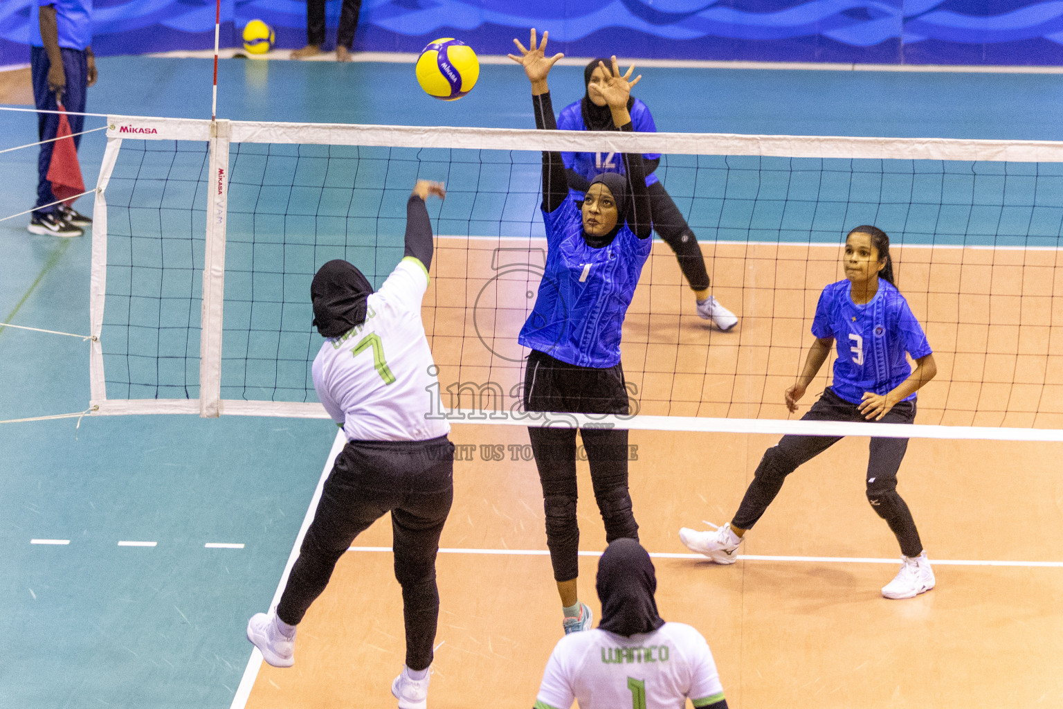 Final of Women's Division of Volleyball Association Cup 2023 held in Male', Maldives on Monday, 25th December 2023 at Social Center Indoor Hall Photos By: Nausham Waheed /images.mv