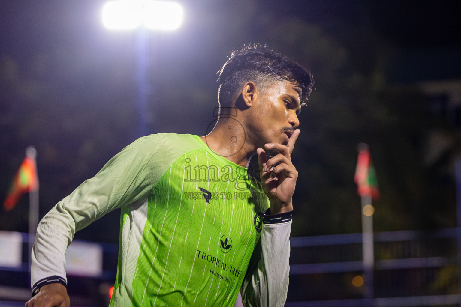 Fehendhoo vs Kihaadhoo in Day 5 of Better in Baa Futsal Fiesta 2025 Men's division held in B. Eydhafushi, Maldives on Sunday, 9th November 2025. Photos: Nausham Waheed / images.mv