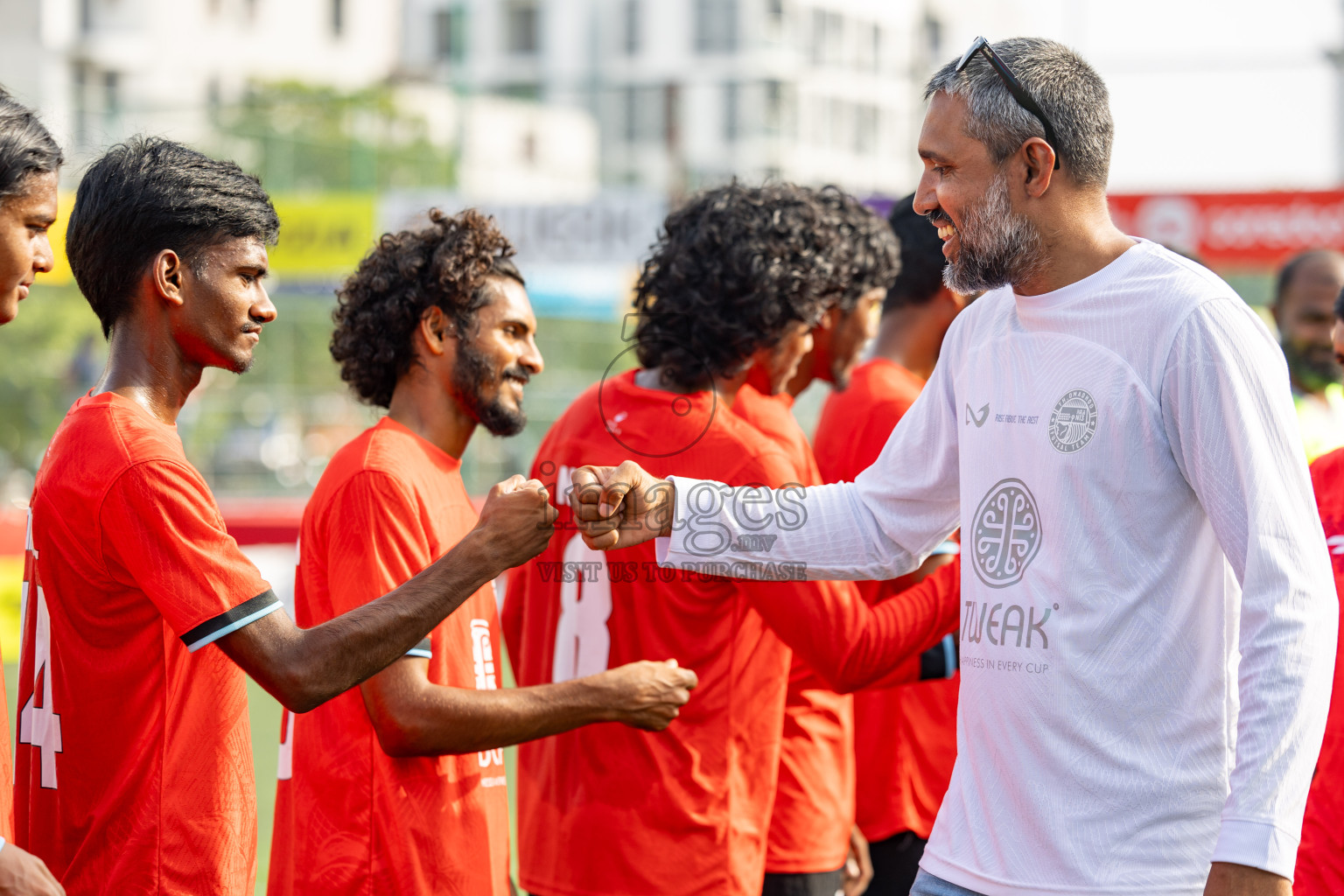 Th Dhiyamigili vs Th Omadhoo in Day 14 of Golden Futsal Challenge 2025 was held on Saturday, 18th January 2025, in Hulhumale', Maldives. 
Photos: Hassan Simah / images.mv