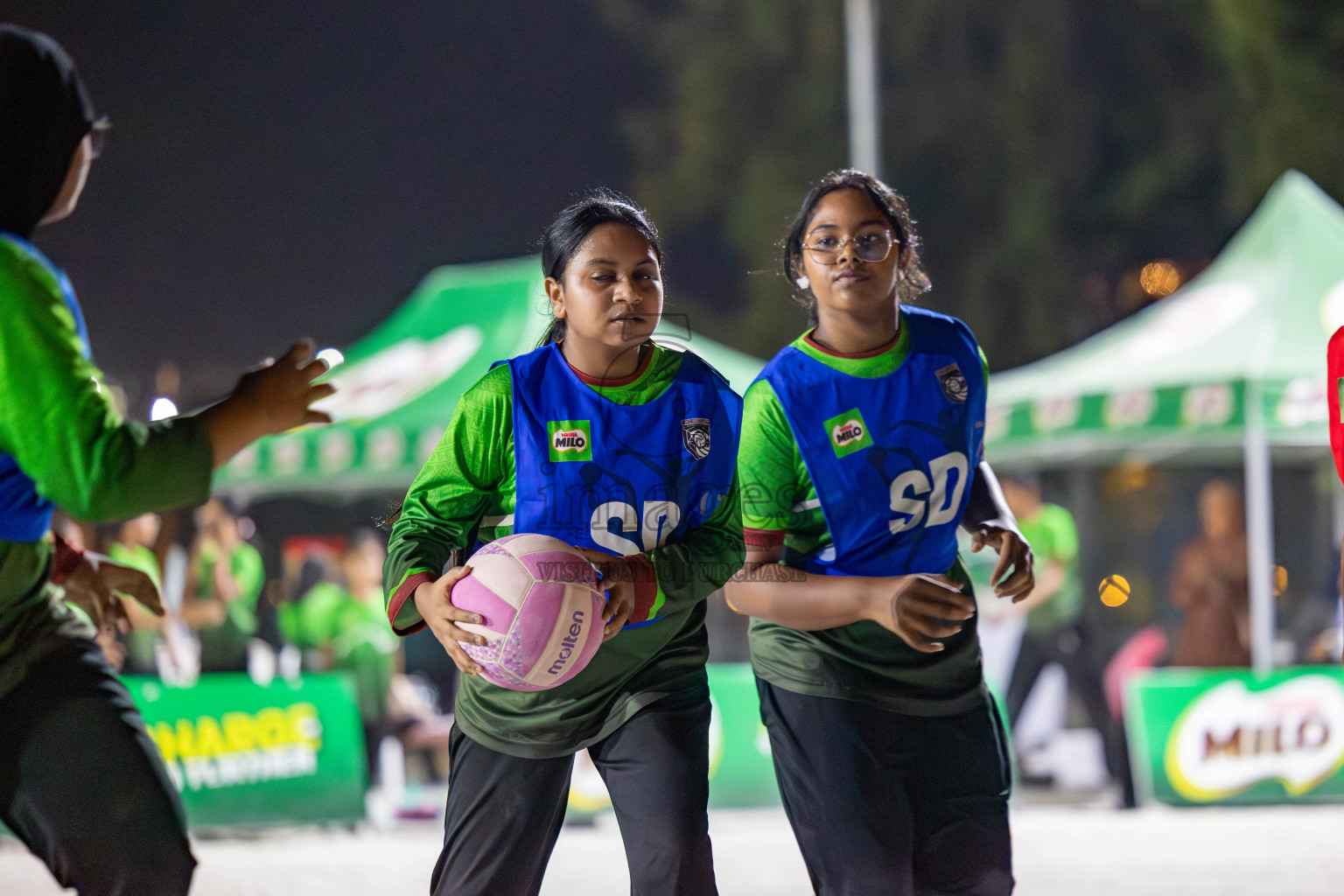 Day 1 of MILO Netball Fest 2025 was held in Cental Park, Hulhumale', Maldives on Thursday, 20th November 2025. 

Photos: Hassan Simah / images.mv