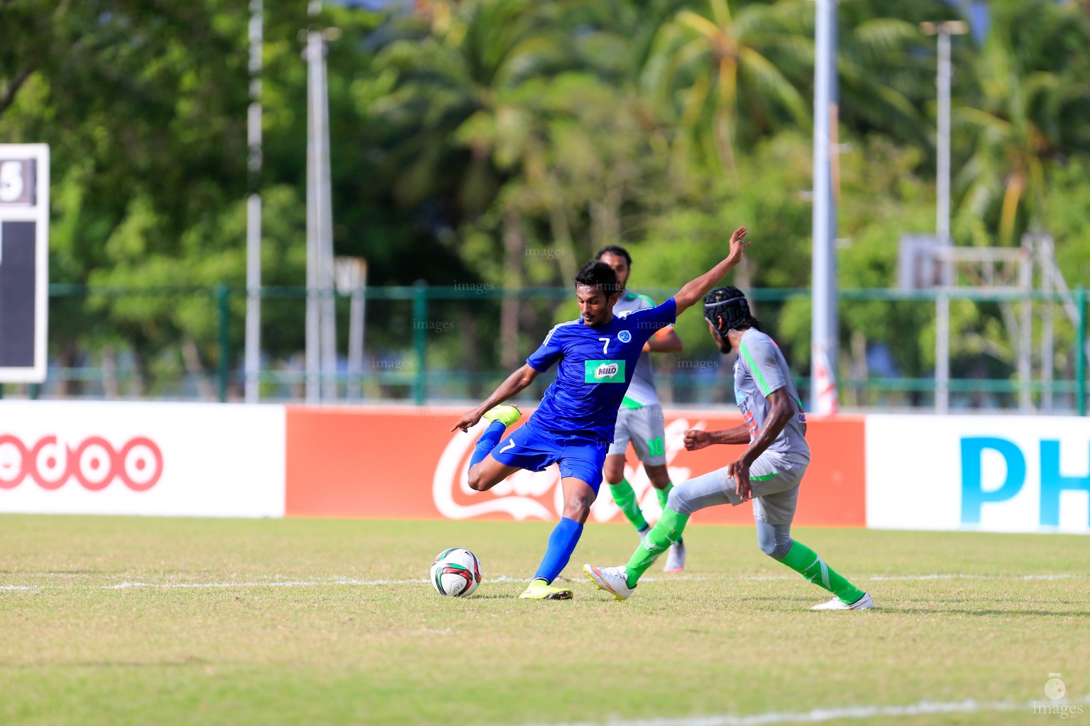 Presidents Cup semi final match between New Radiant Sports Club and Club Eagles in Addu City, Maldives, Saturday, September. 26, 2015 (Images.mv Photo/ Mohamed Ahsan).