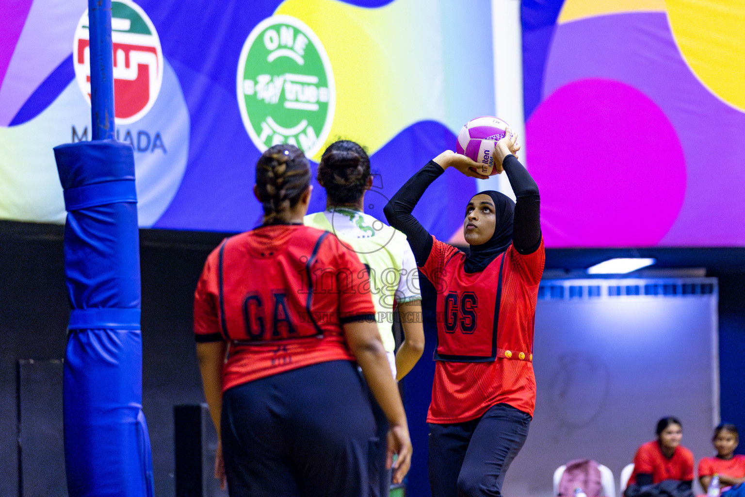 Club Matrix vs Club Green Streets in Division 1 of National Netball Tournament 2025 held in Ekuveni Netball Court at Male', Maldives on Saturday, 24th May 2025. Photos: Hassan Simah / images.mv