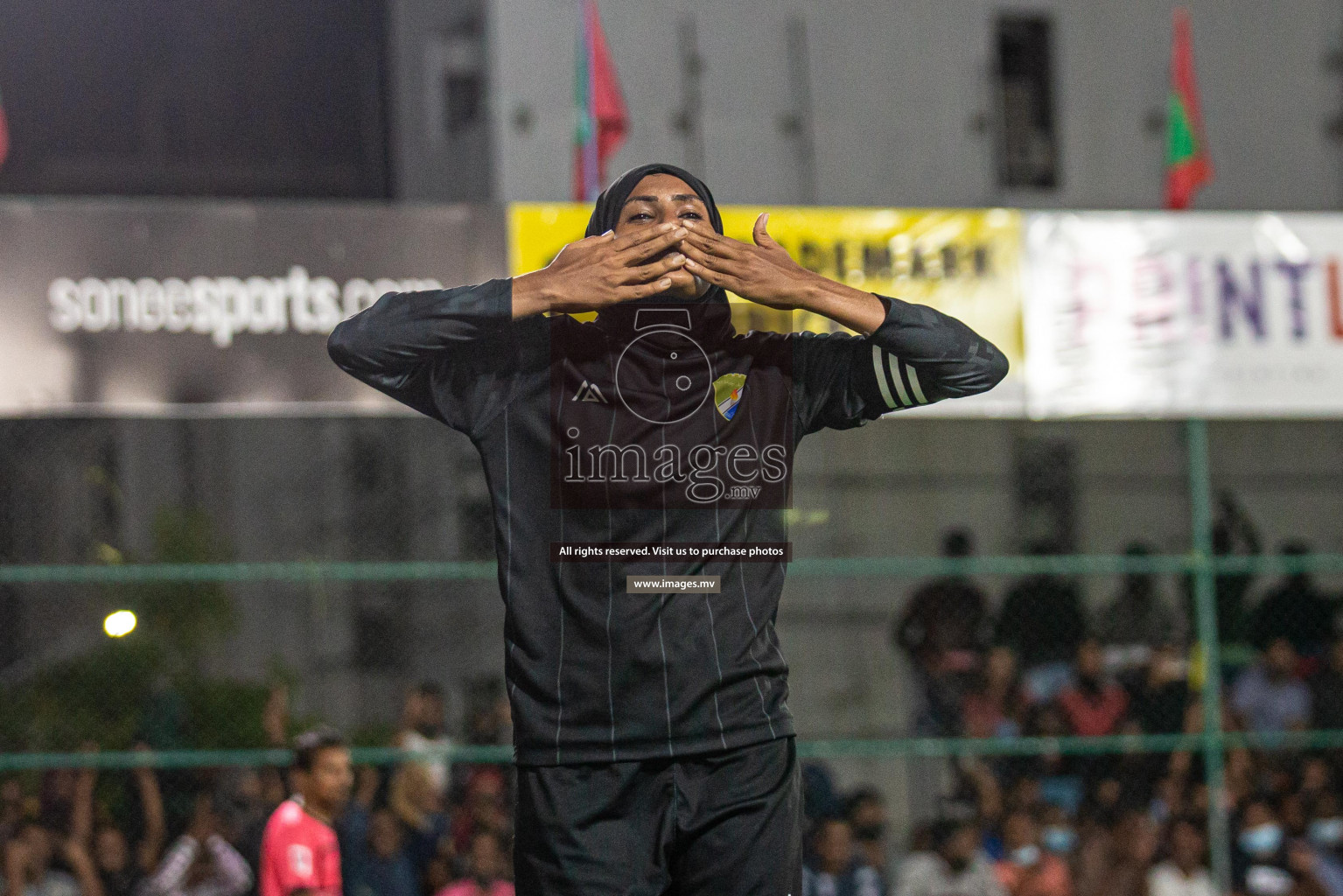 Club WAMCO vs DSC in the Semi Finals of 18/30 Women's Futsal Fiesta 2021 held in Hulhumale, Maldives on 14th December 2021. Photos: Shu Abdul Sattar / images.mv