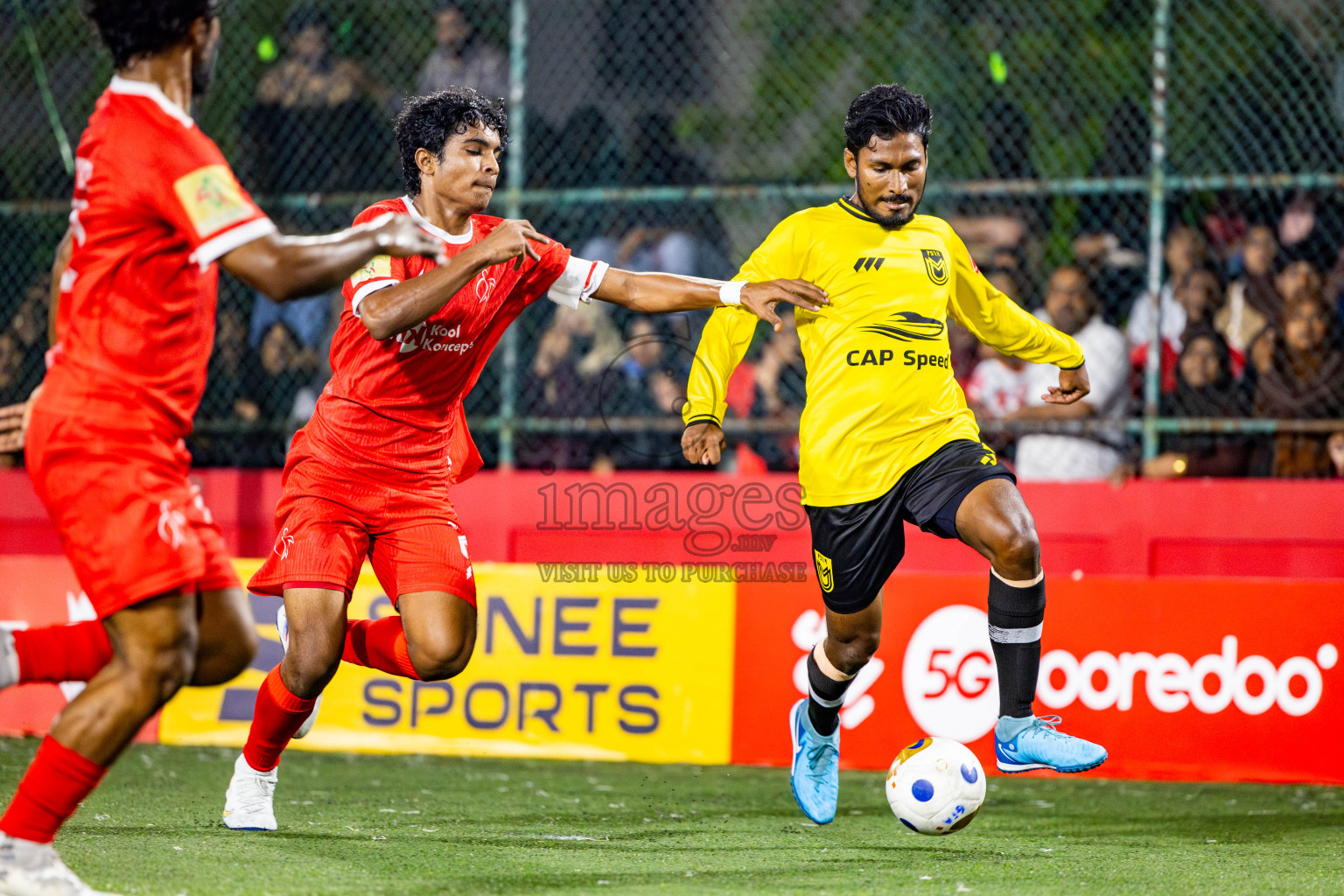 F Dhanraboodhoo vs F Magoodhoo in Faafu Atoll Finals in Day 25 of Golden Futsal Challenge 2025 was held on Wednesday , 28th January 2025, in Hulhumale', Maldives. Photos: Nausham Waheed / images.mv