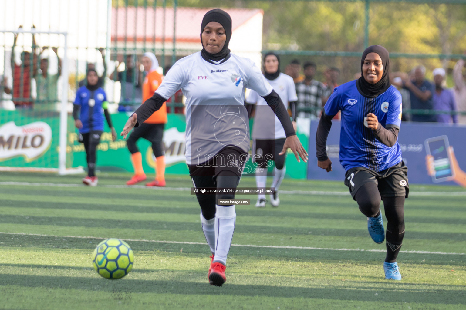 Maldives Ports Limited vs Dhivehi Sifainge Club in the semi finals of 18/30 Women's Futsal Fiesta 2019 on 27th April 2019, held in Hulhumale Photos: Hassan Simah / images.mv