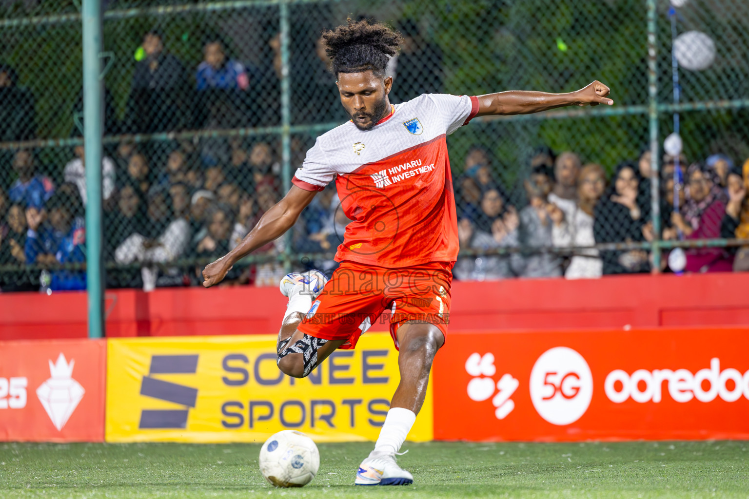 AA Mathiveri vs AA Thoddoo in Zone Round on Day 27 of Golden Futsal Challenge 2025 was held on Friday , 31st January 2025, in Hulhumale', Maldives. Photos: Ismail Thoriq / images.mv